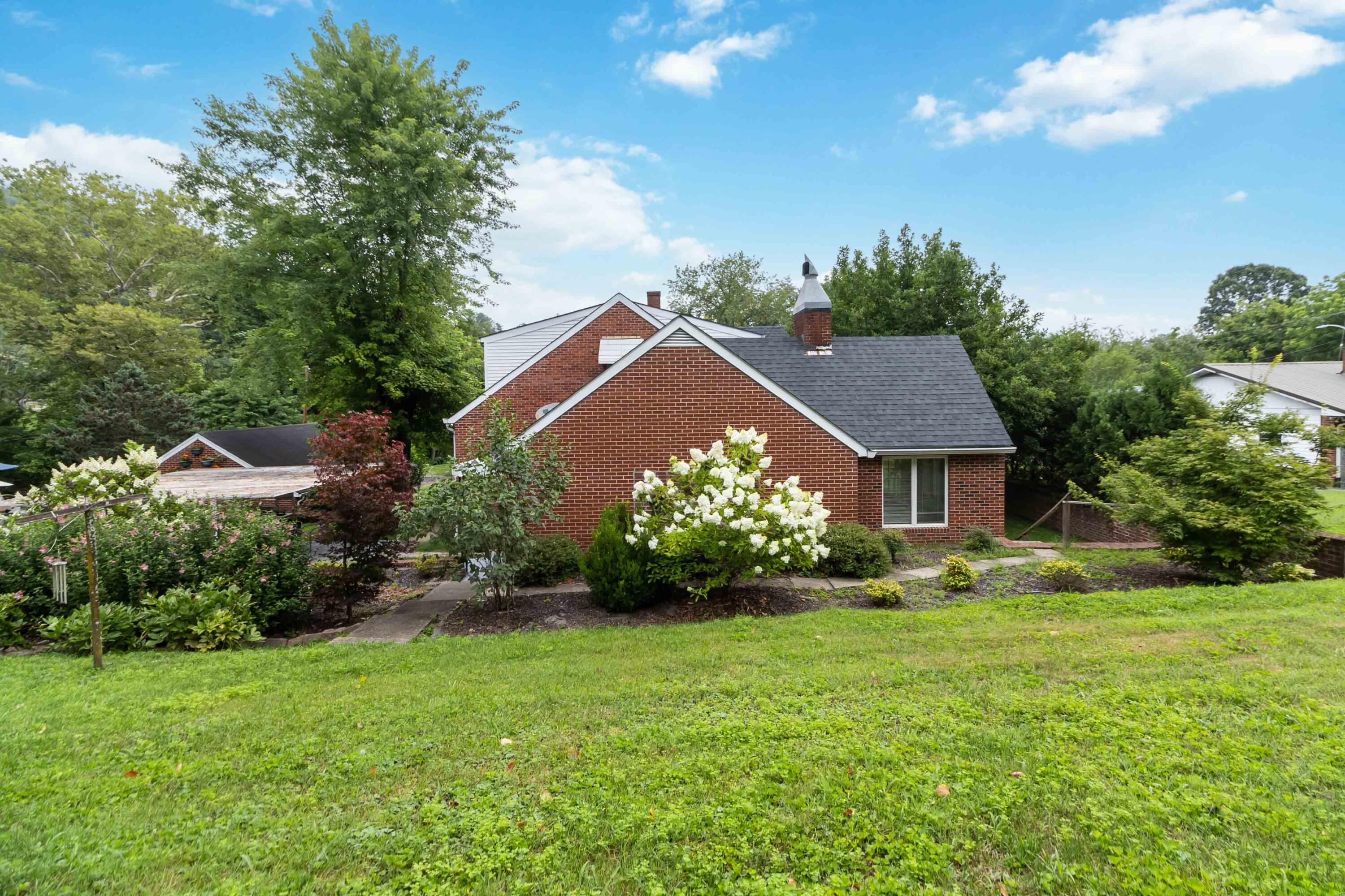 111 House Avenue Property Photo 9