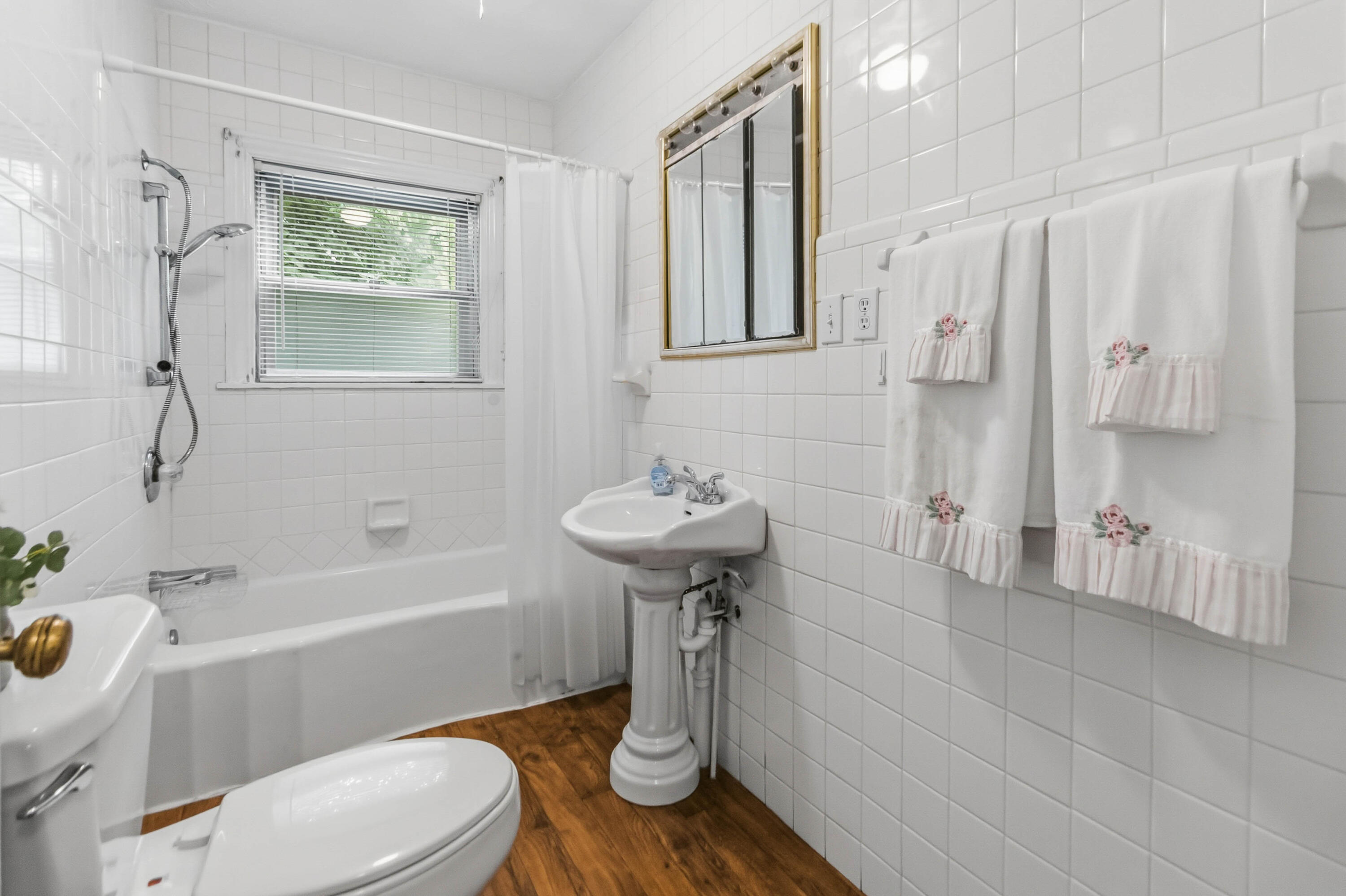 111 House Avenue Property Photo 40