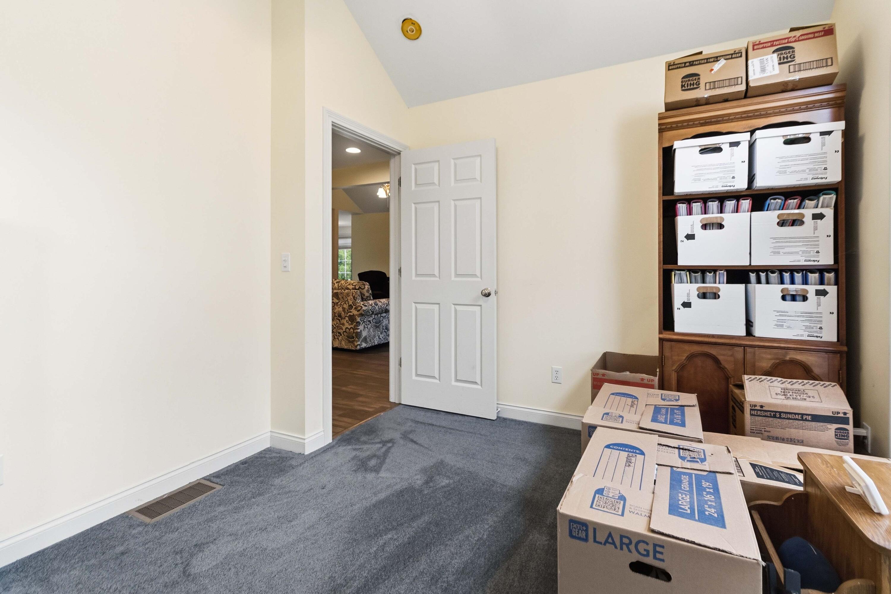 1043 Burnell Drive Property Photo 35