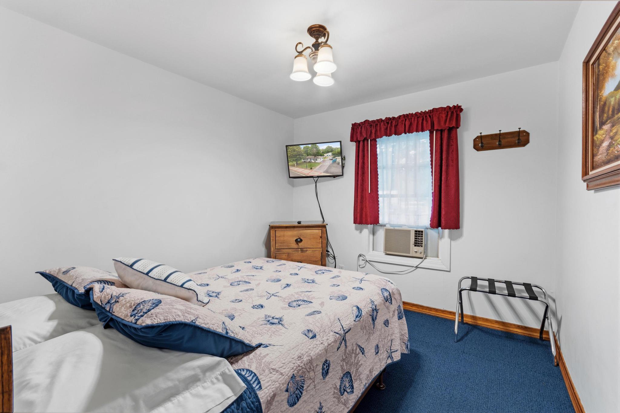 123 Payne Street Property Photo 2
