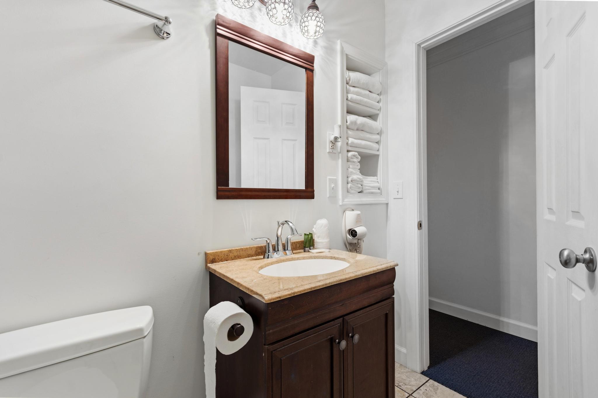 123 Payne Street Property Photo 6