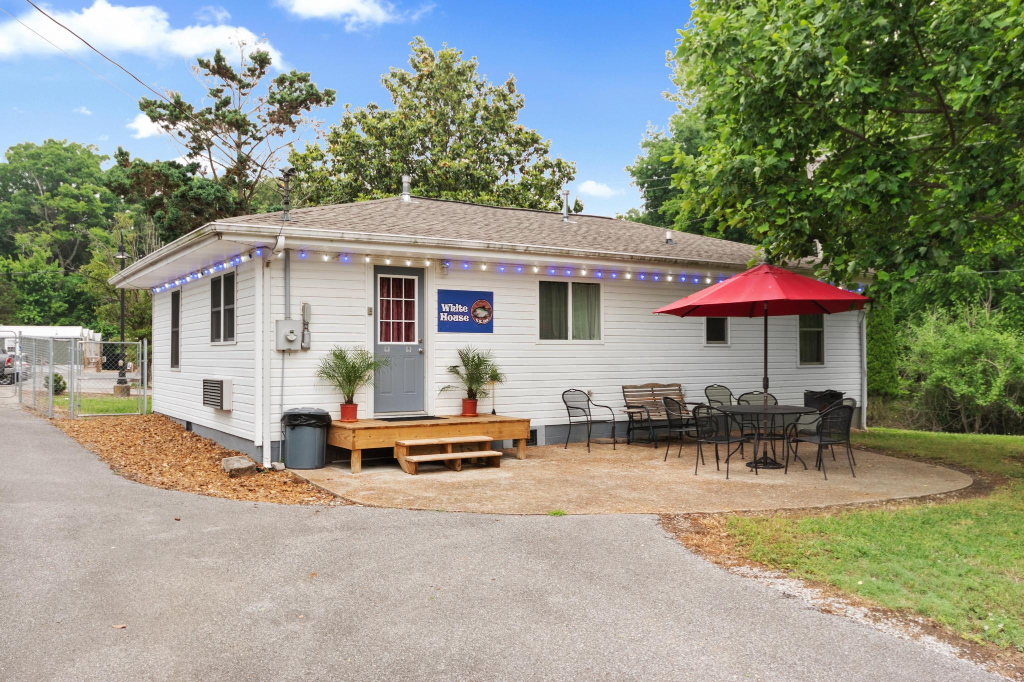 123 Payne Street Property Photo 13