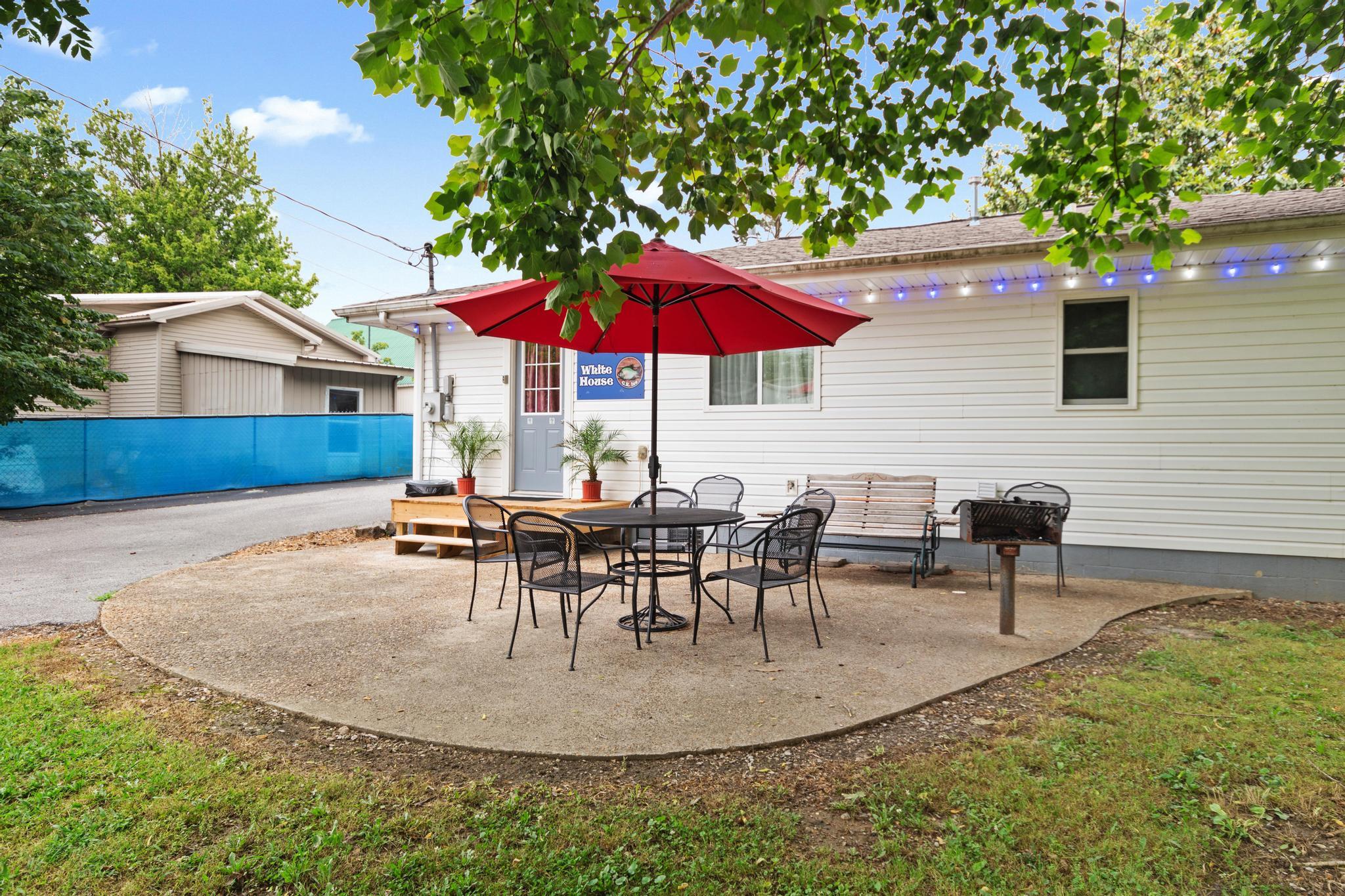 123 Payne Street Property Photo 16