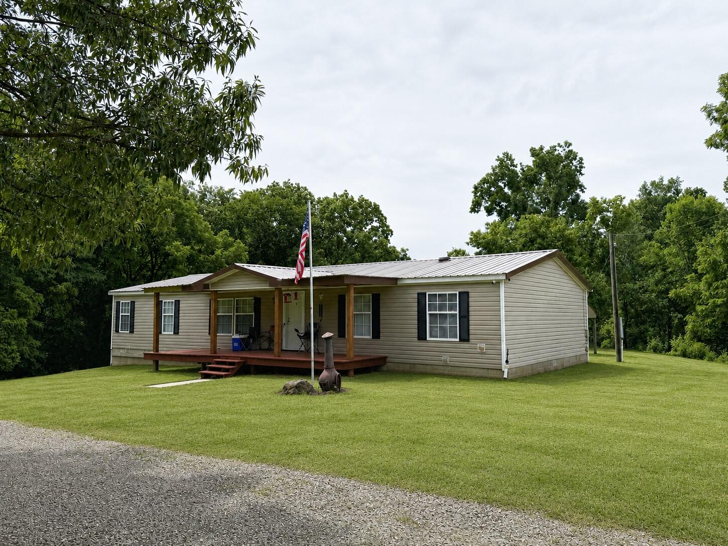 940 Lamkin Lane
