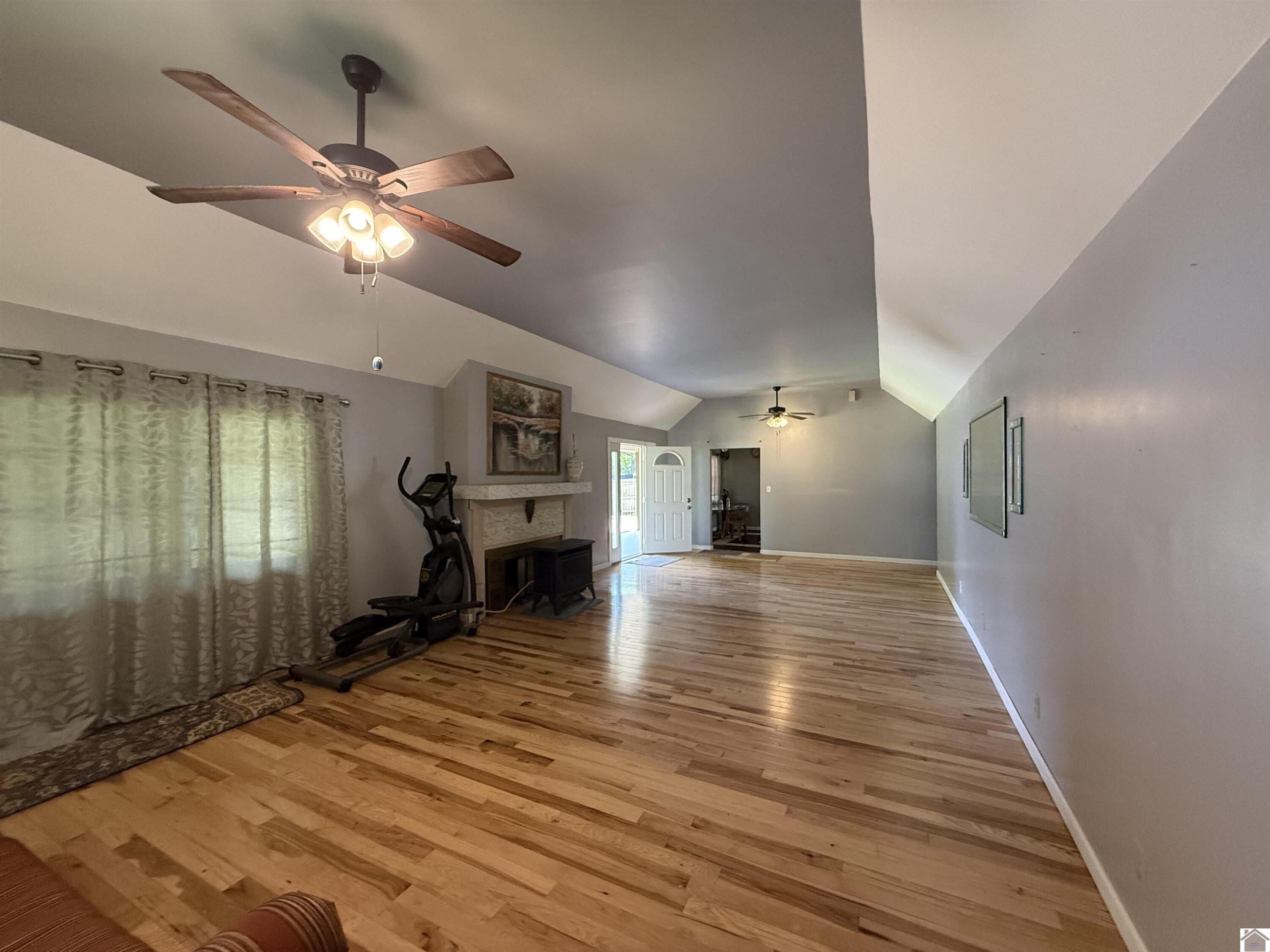 1366 Scottsdale Drive Property Photo 15