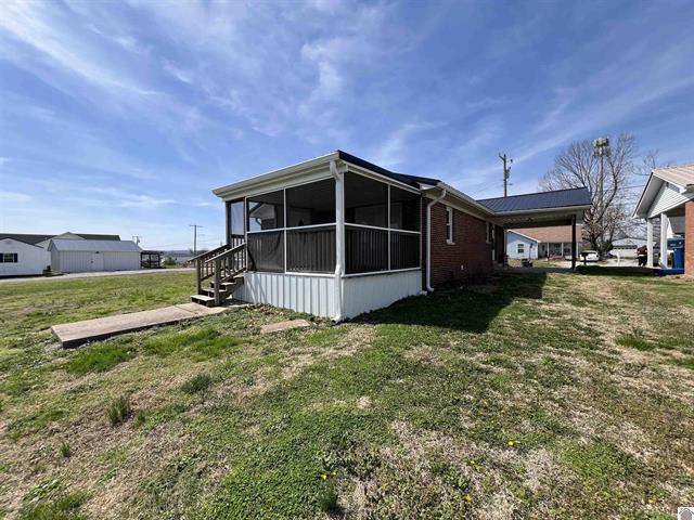 508 E Walnut Street Property Photo 19