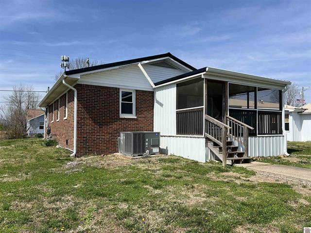 508 E Walnut Street Property Photo 25