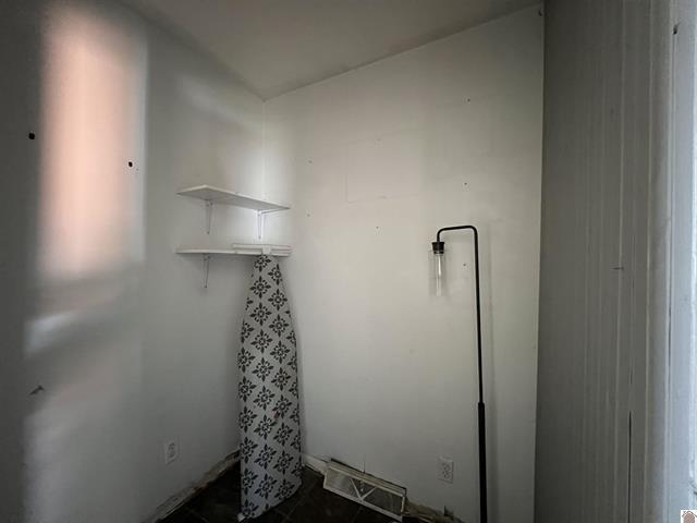 508 E Walnut Street Property Photo 33