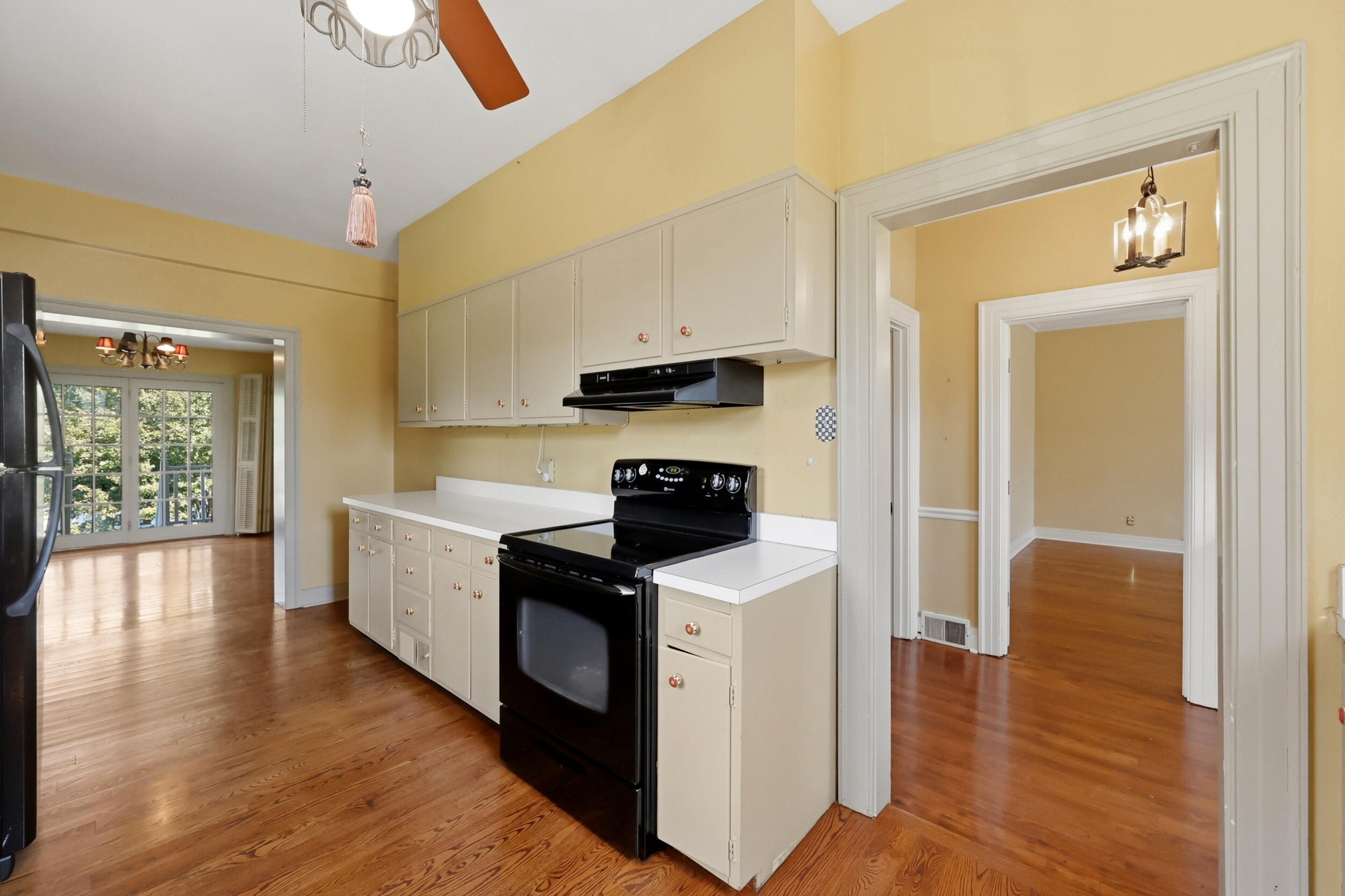 351 Boone Avenue Property Photo 19