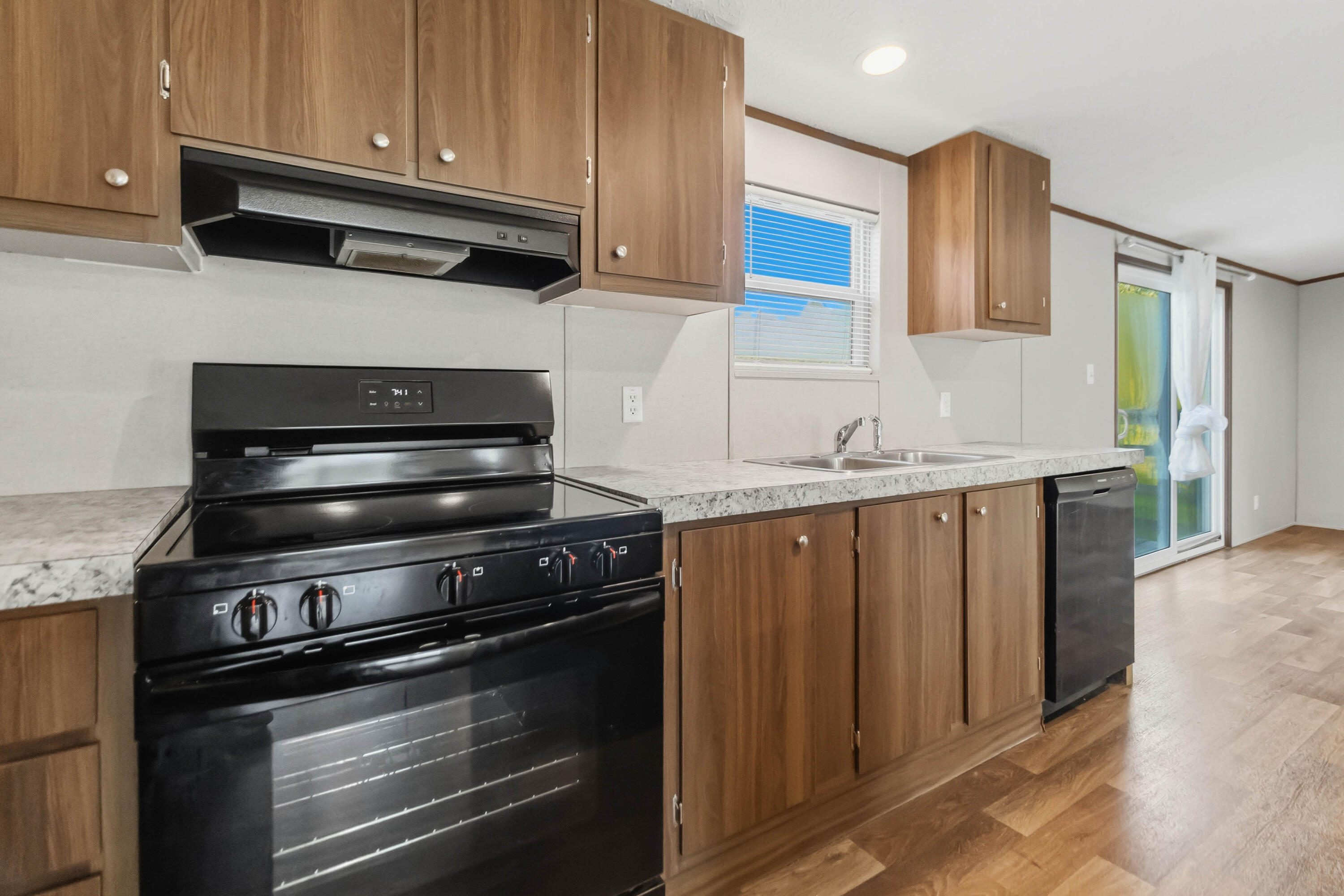 233 Louis Waddle Road Property Photo 11