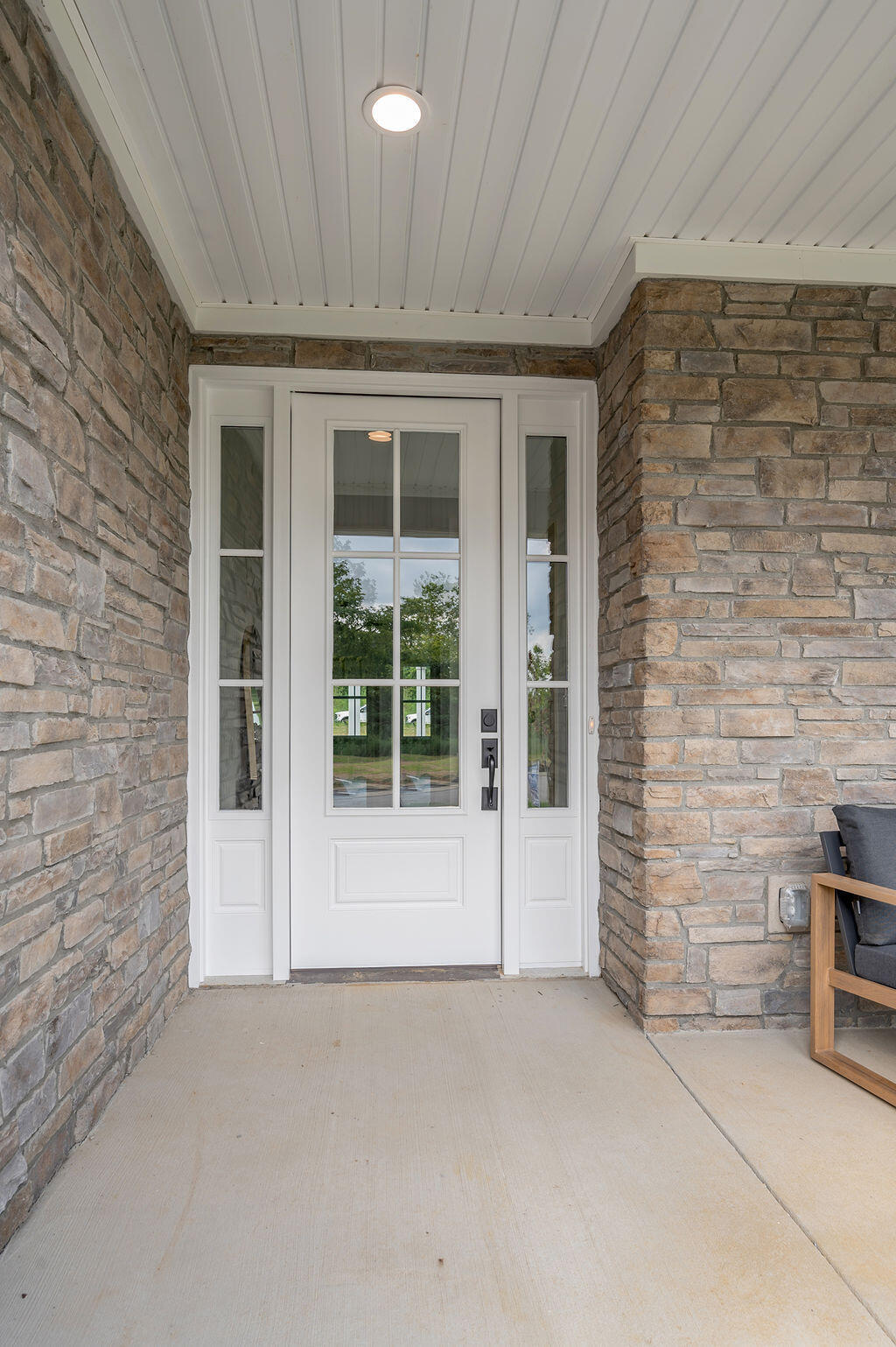 4137 Meadowlark Road Property Photo 6