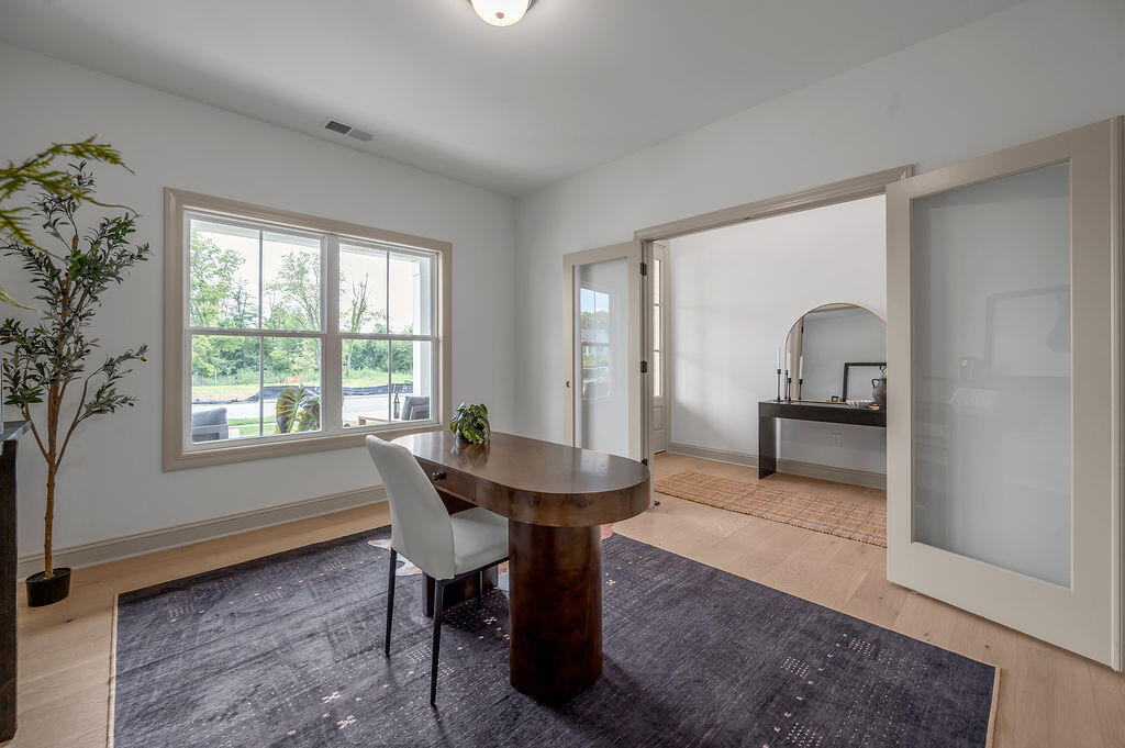 4137 Meadowlark Road Property Photo 14