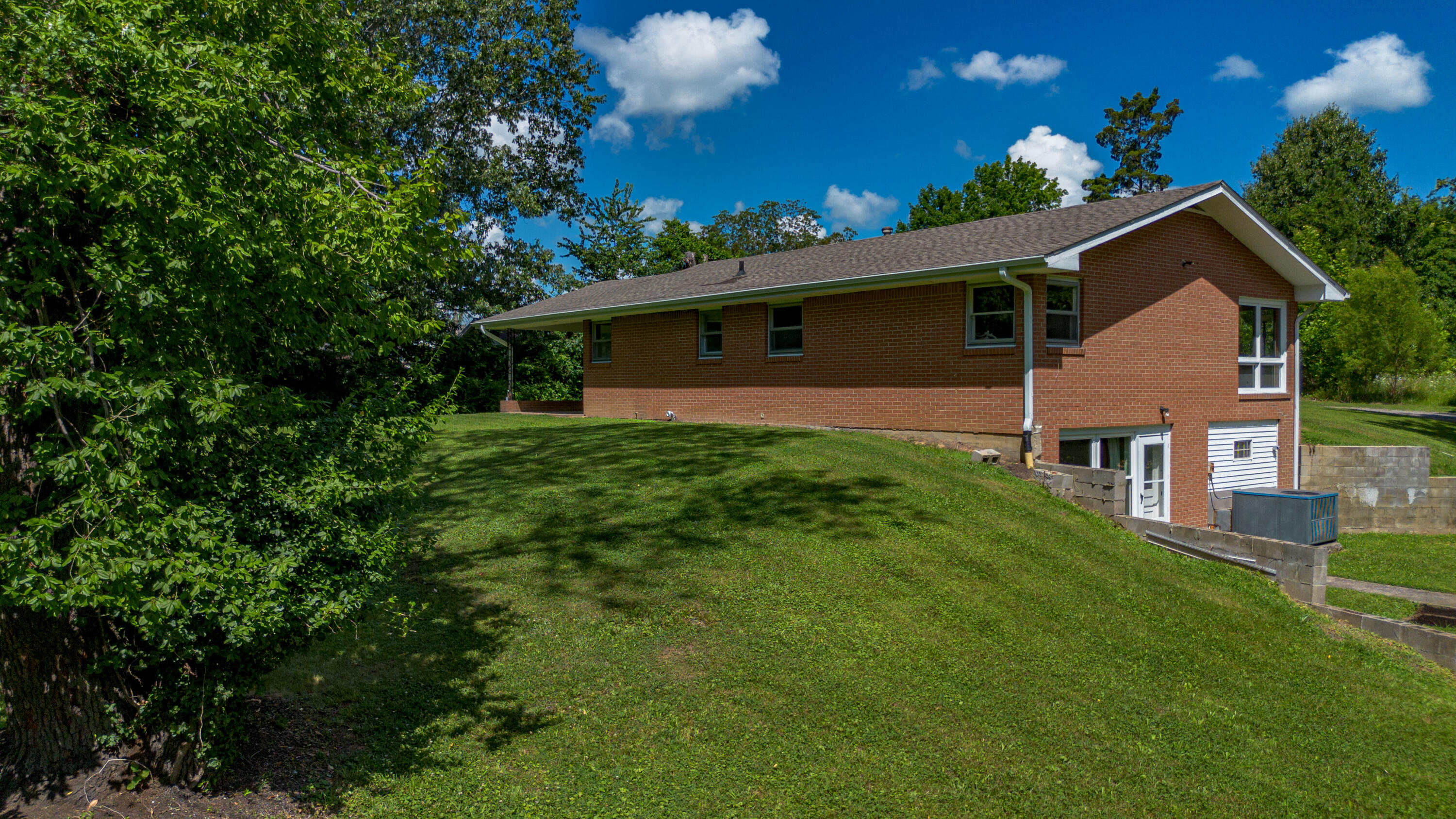 3200 Bement Street Property Photo 25