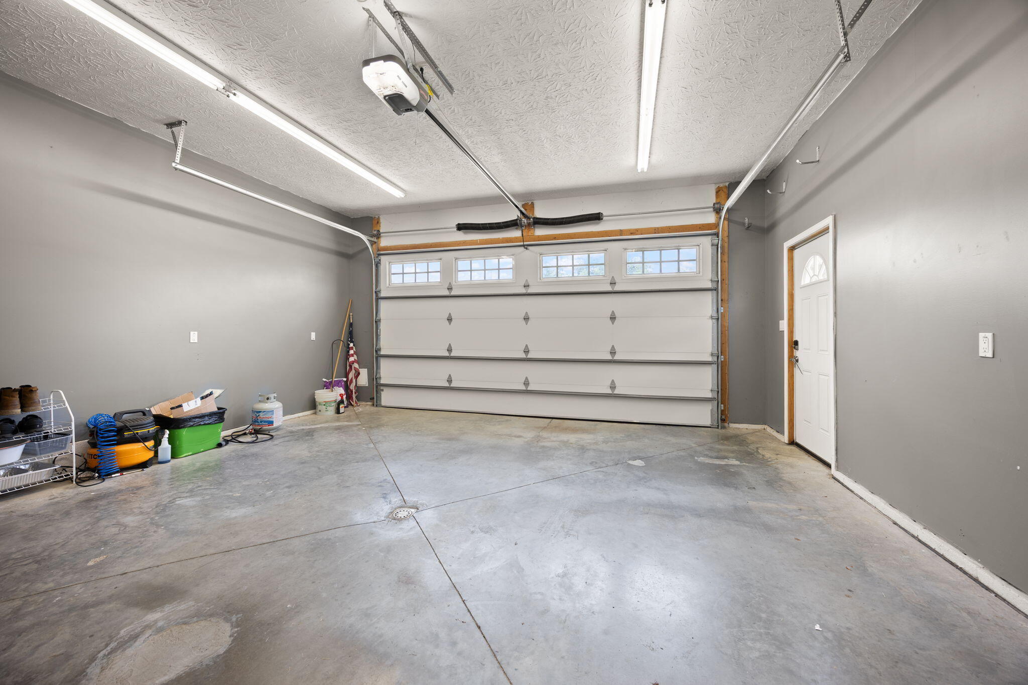 135 Cloverfield Drive Property Photo 42