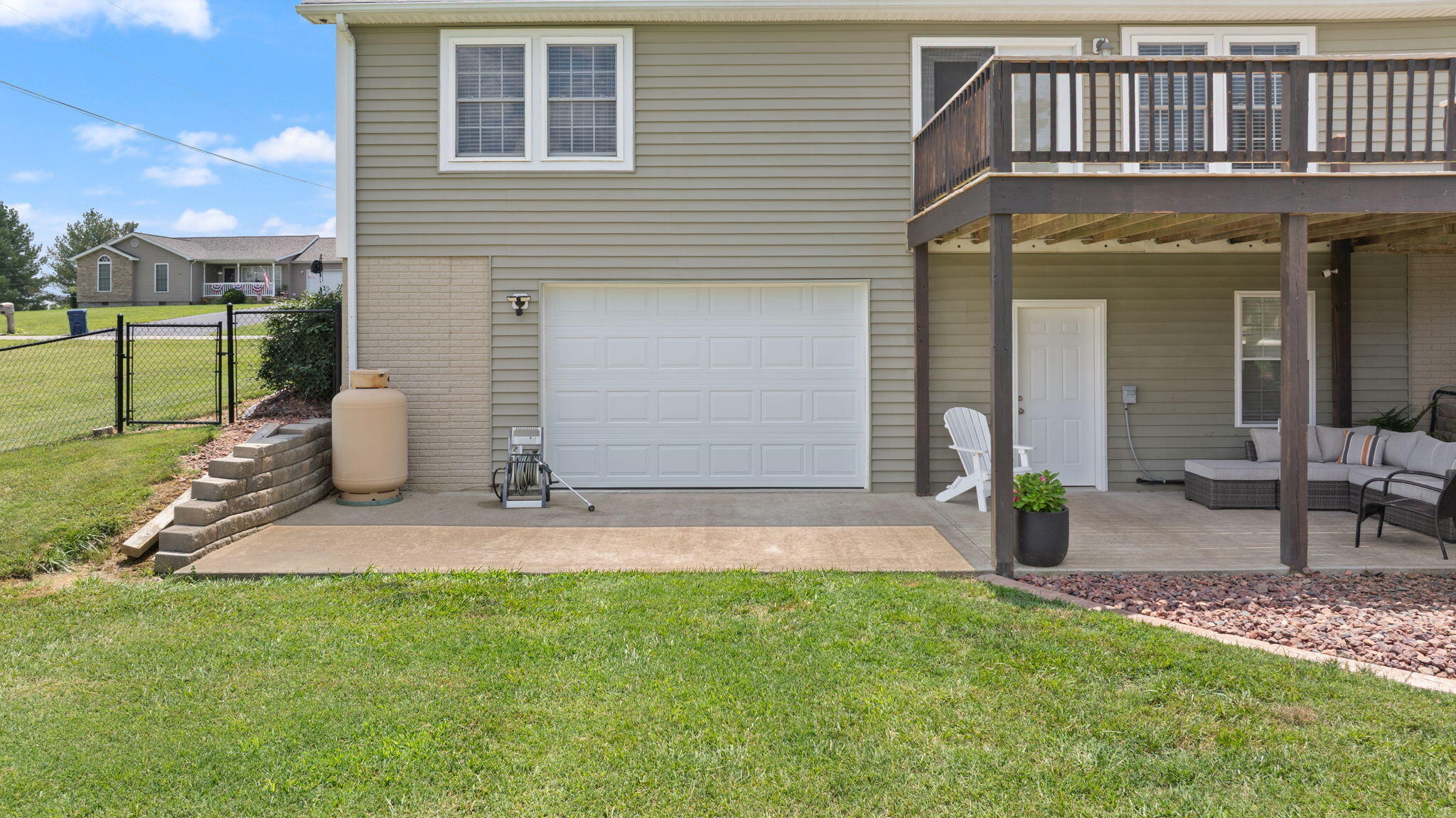 135 Cloverfield Drive Property Photo 78