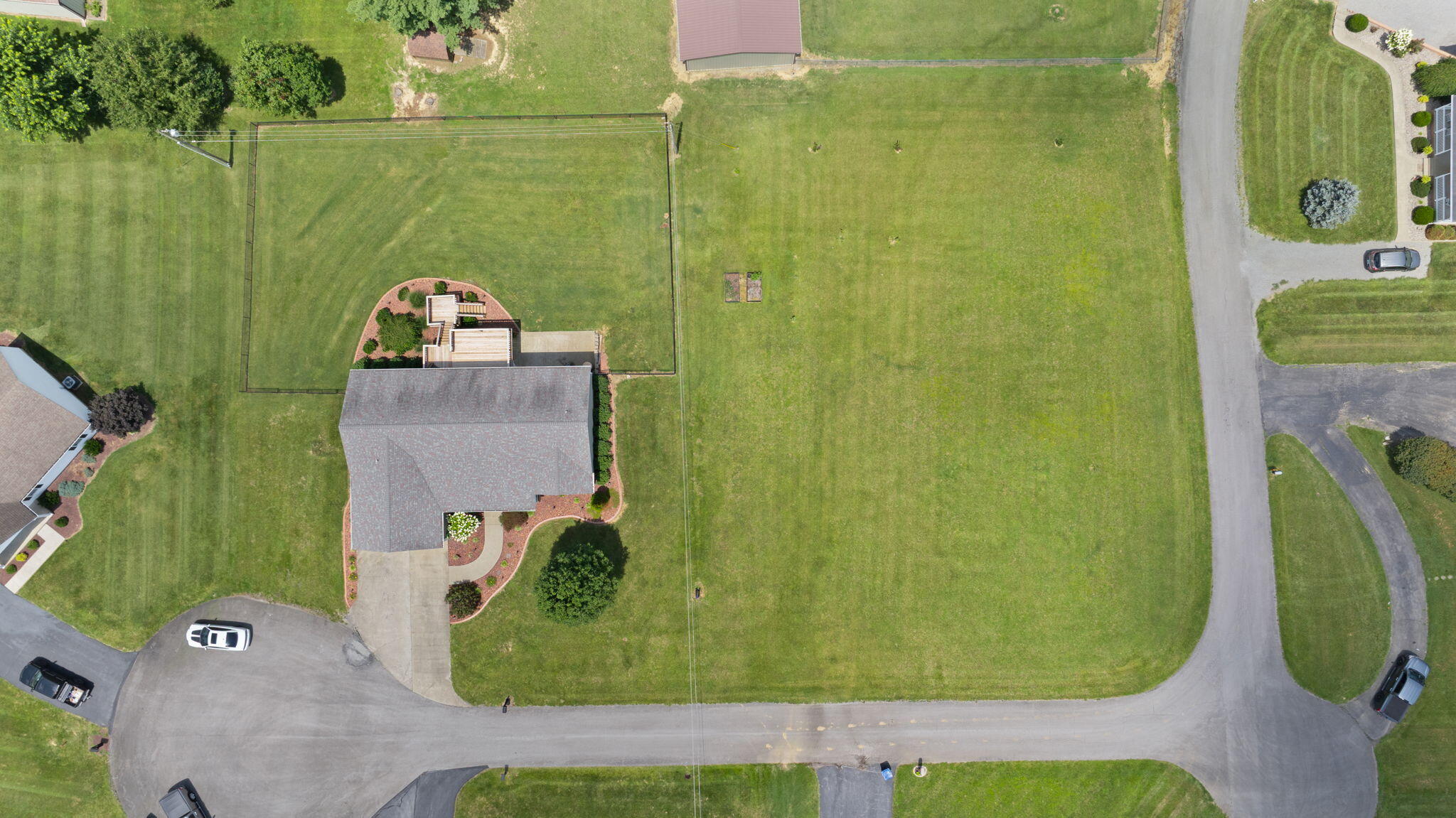 135 Cloverfield Drive Property Photo 82