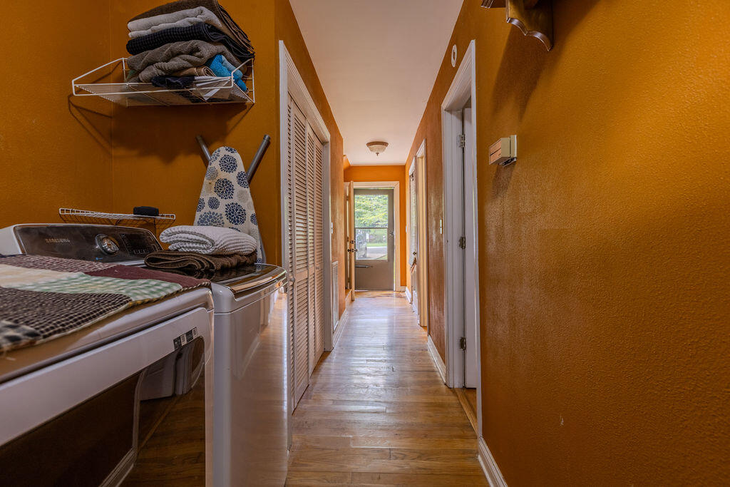 390 Whispering Oaks Property Photo 19