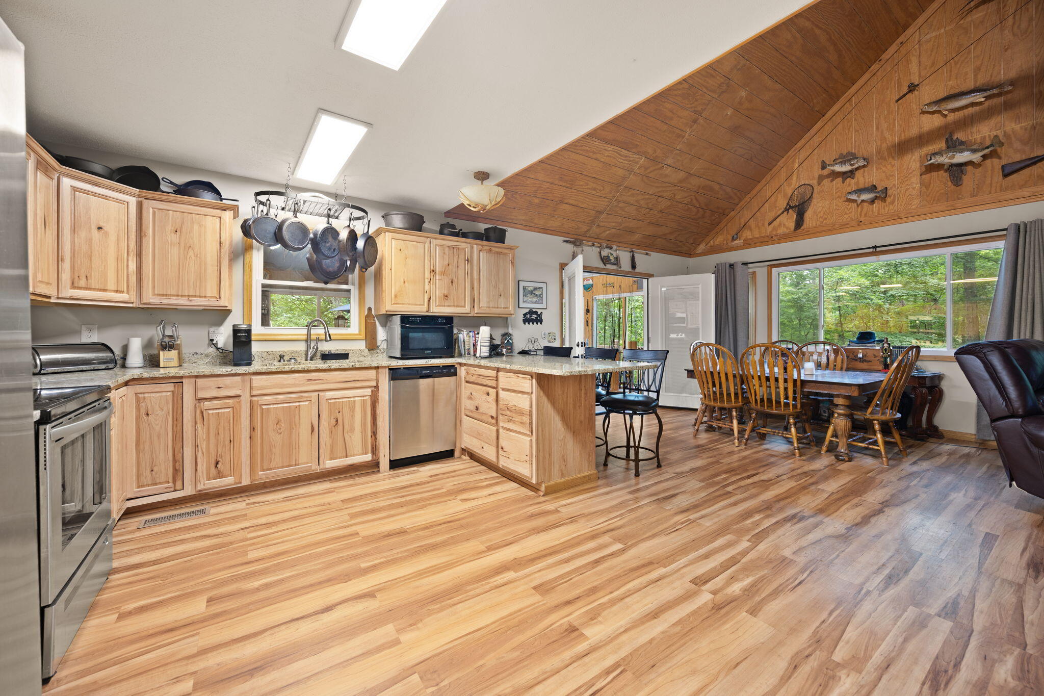 1060 Stone Gate Drive Property Photo 16