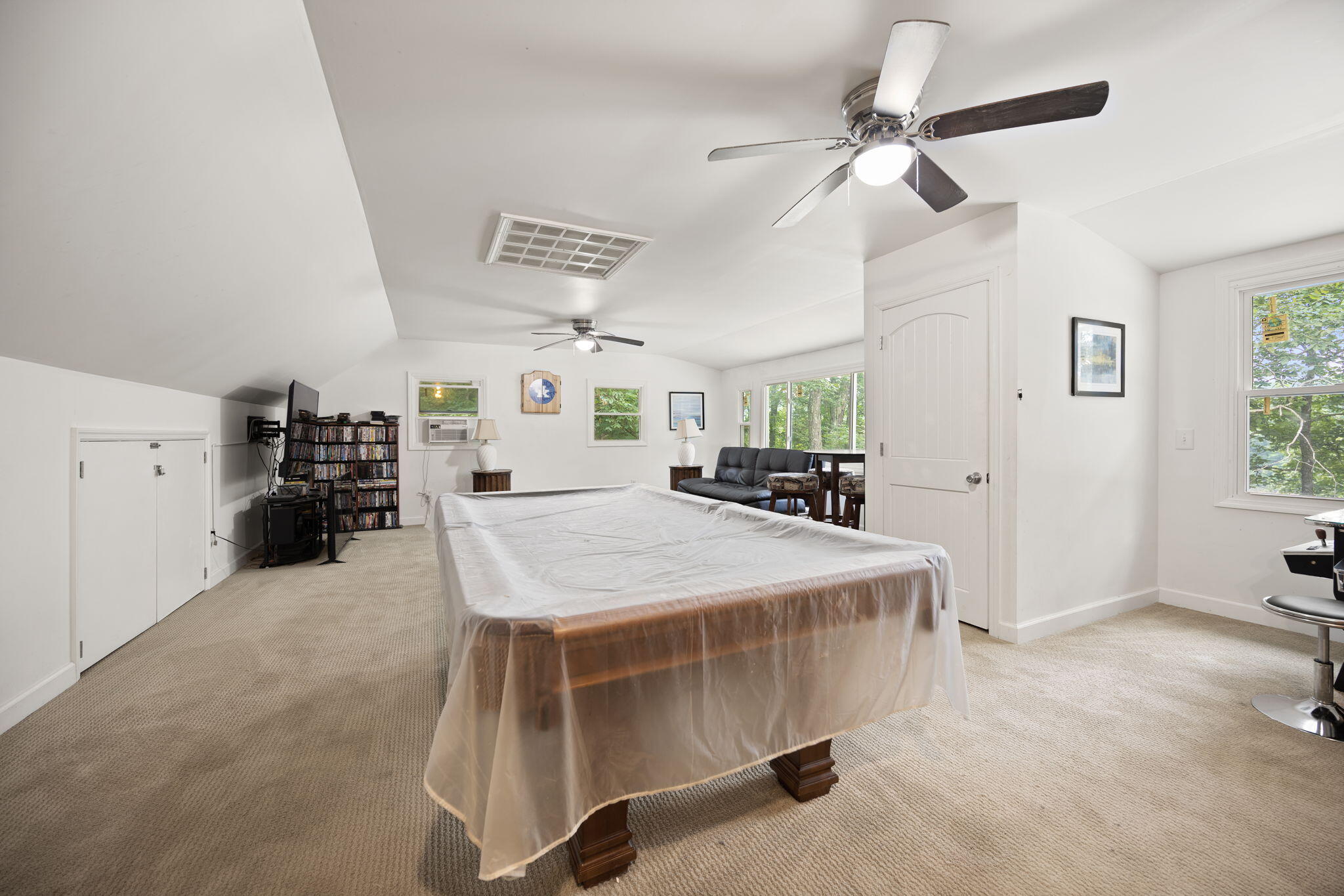 1060 Stone Gate Drive Property Photo 49