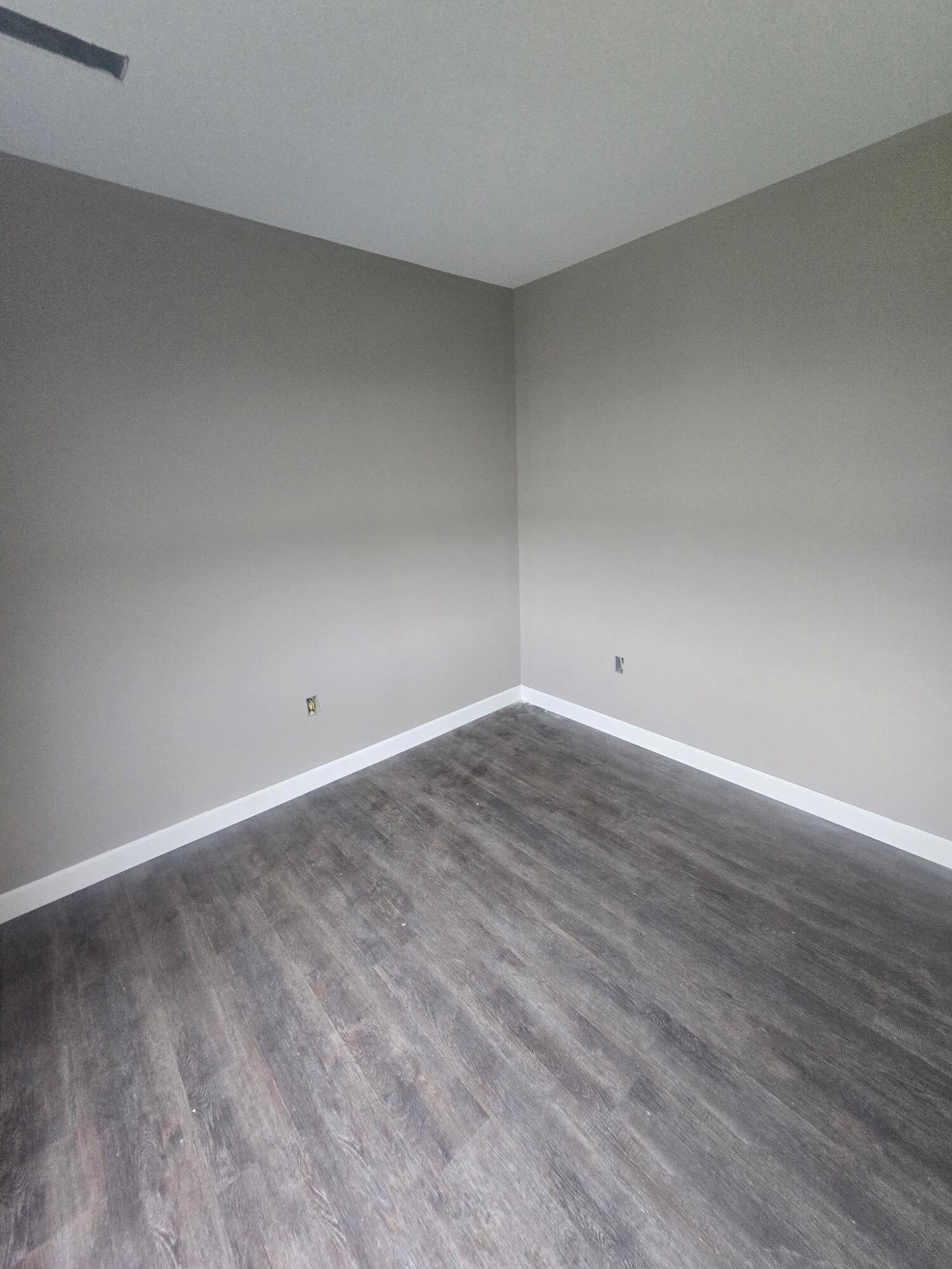 404 Bronx Place Property Photo 17