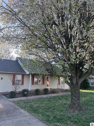 903 Sivley Road Property Photo 2
