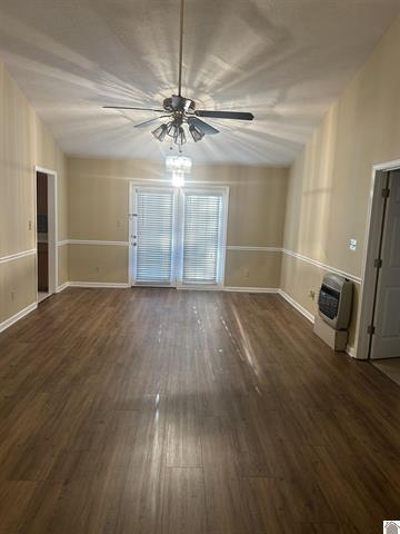 903 Sivley Road Property Photo 7