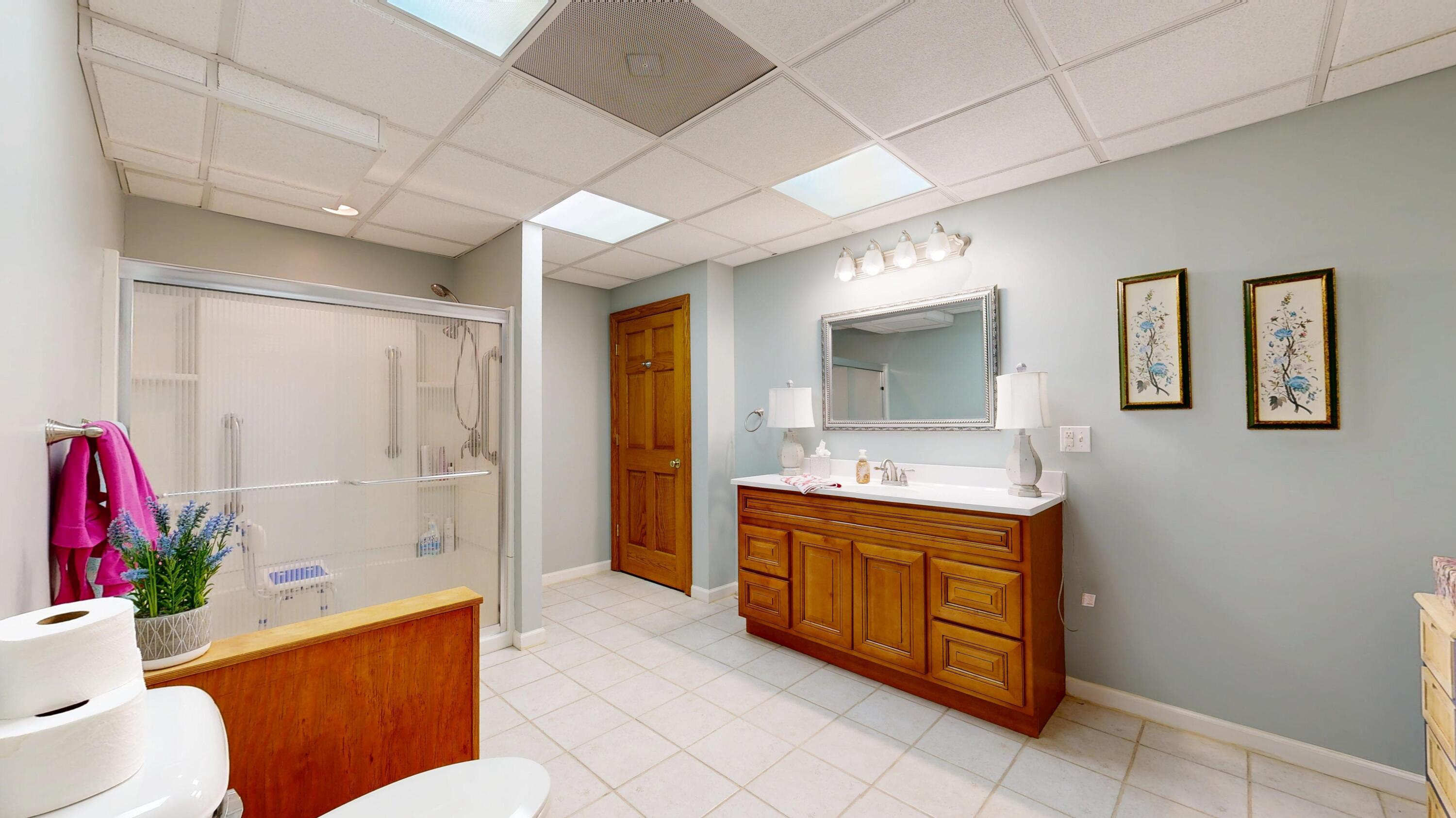 419 Livingston Way Property Photo 35