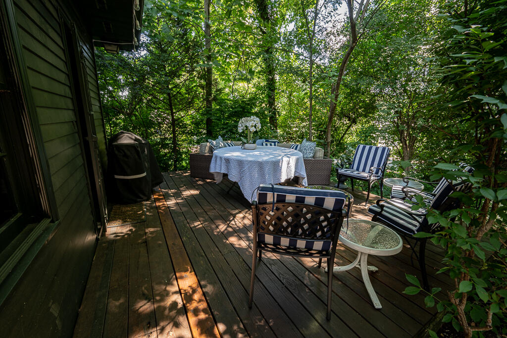 511-513 Capital Avenue Property Photo 43
