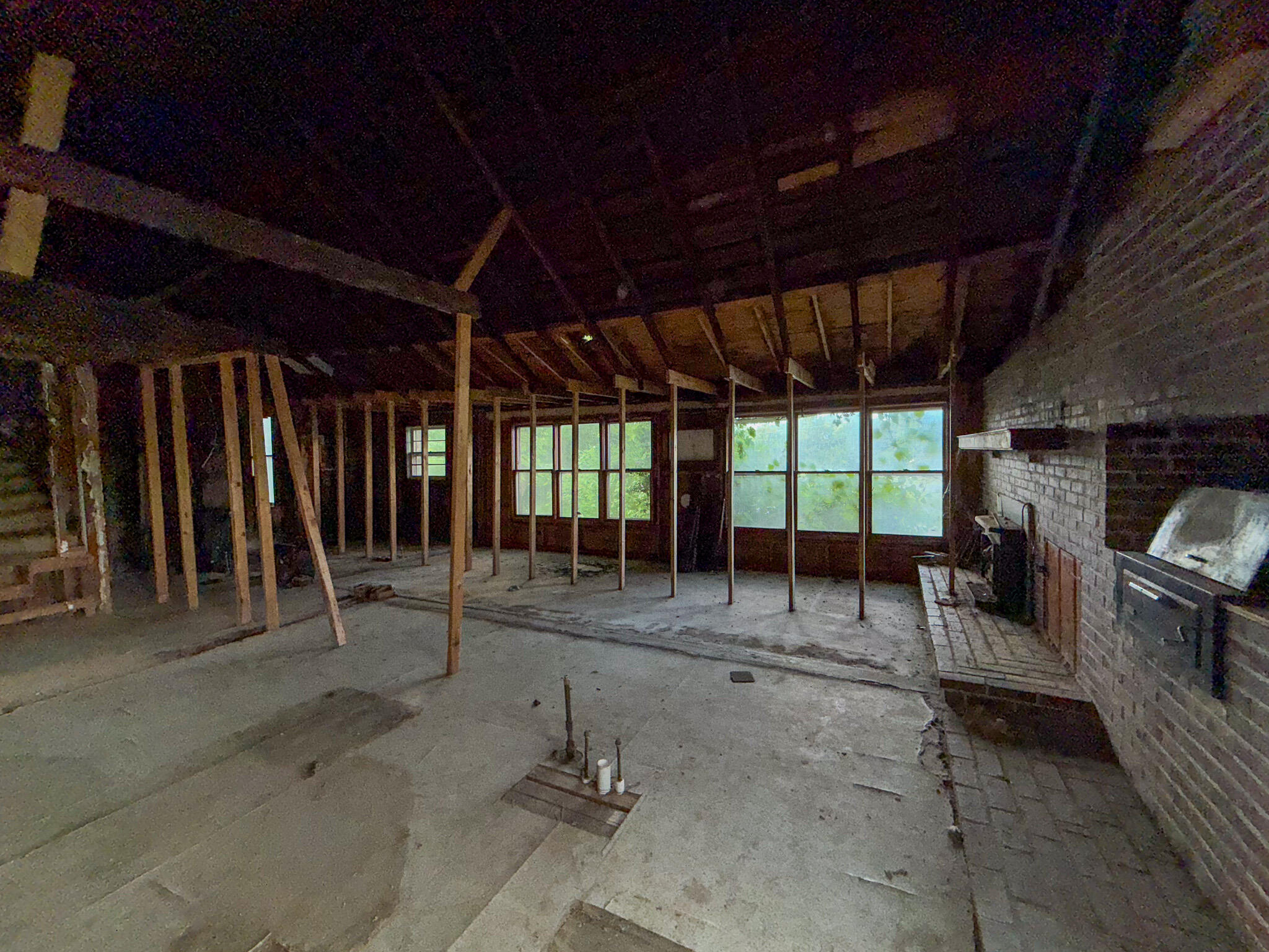 4734 Hendron Road Property Photo 14