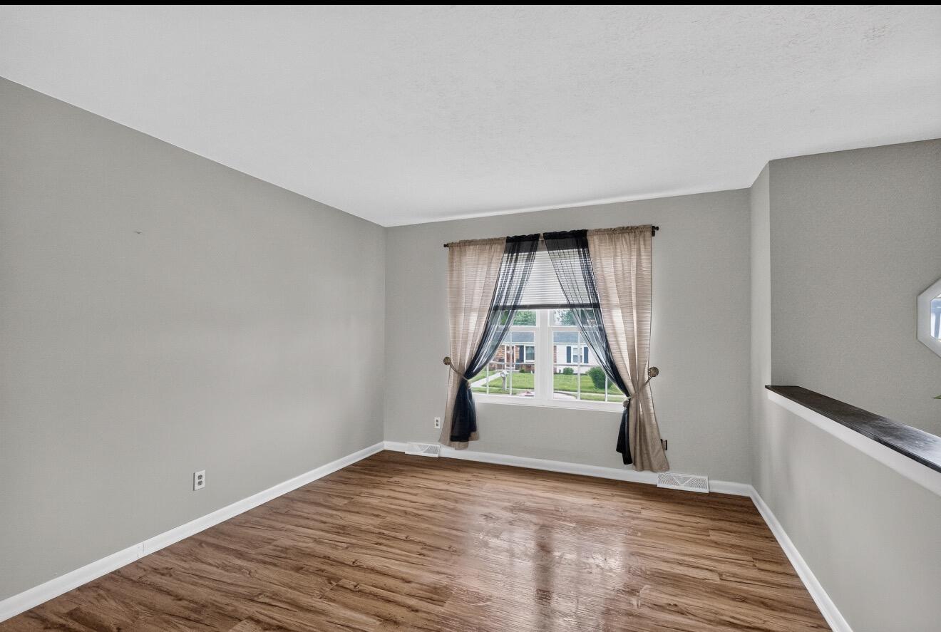 515 Pinoak Drive Property Photo 6