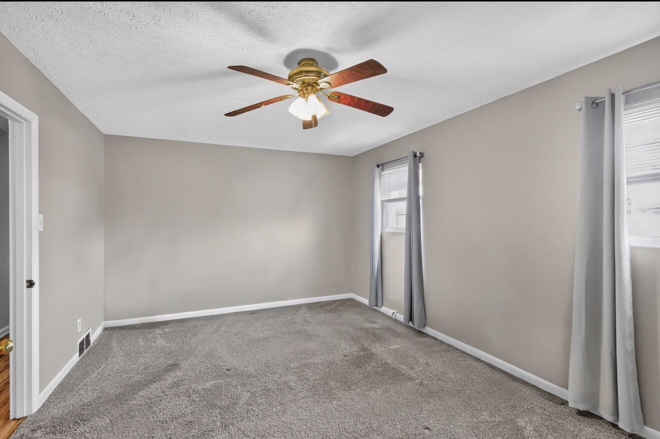 515 Pinoak Drive Property Photo 13