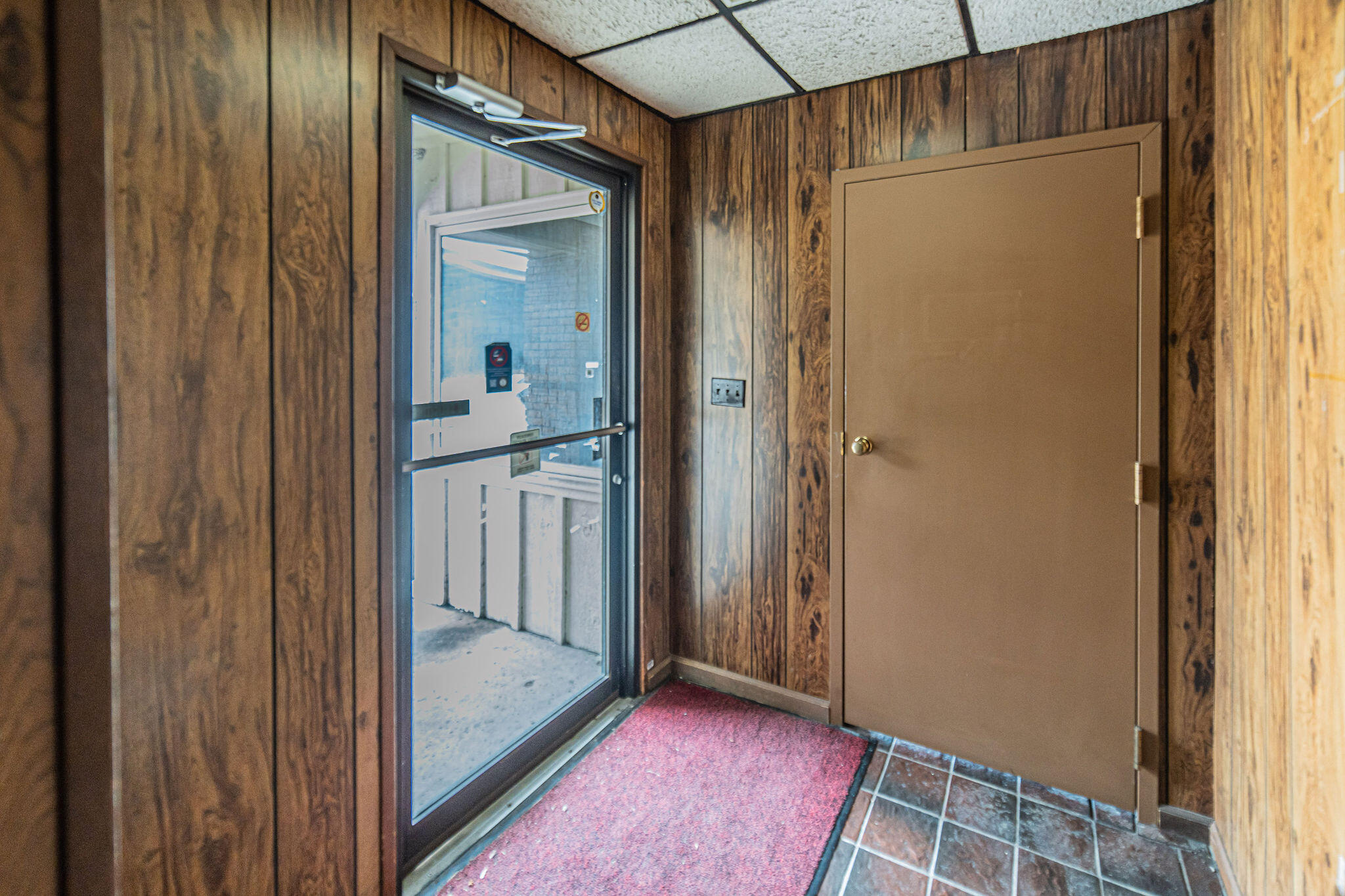208 E 11th Street Property Photo 65
