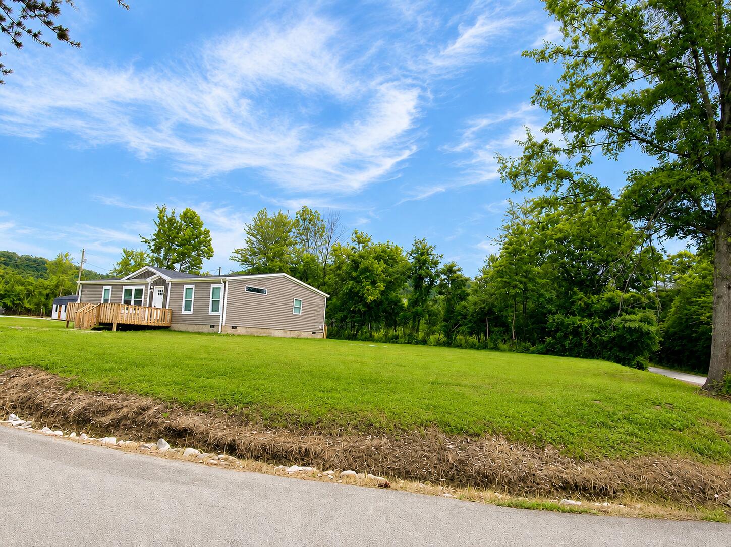 4331 Sweetwater Road Property Photo 19