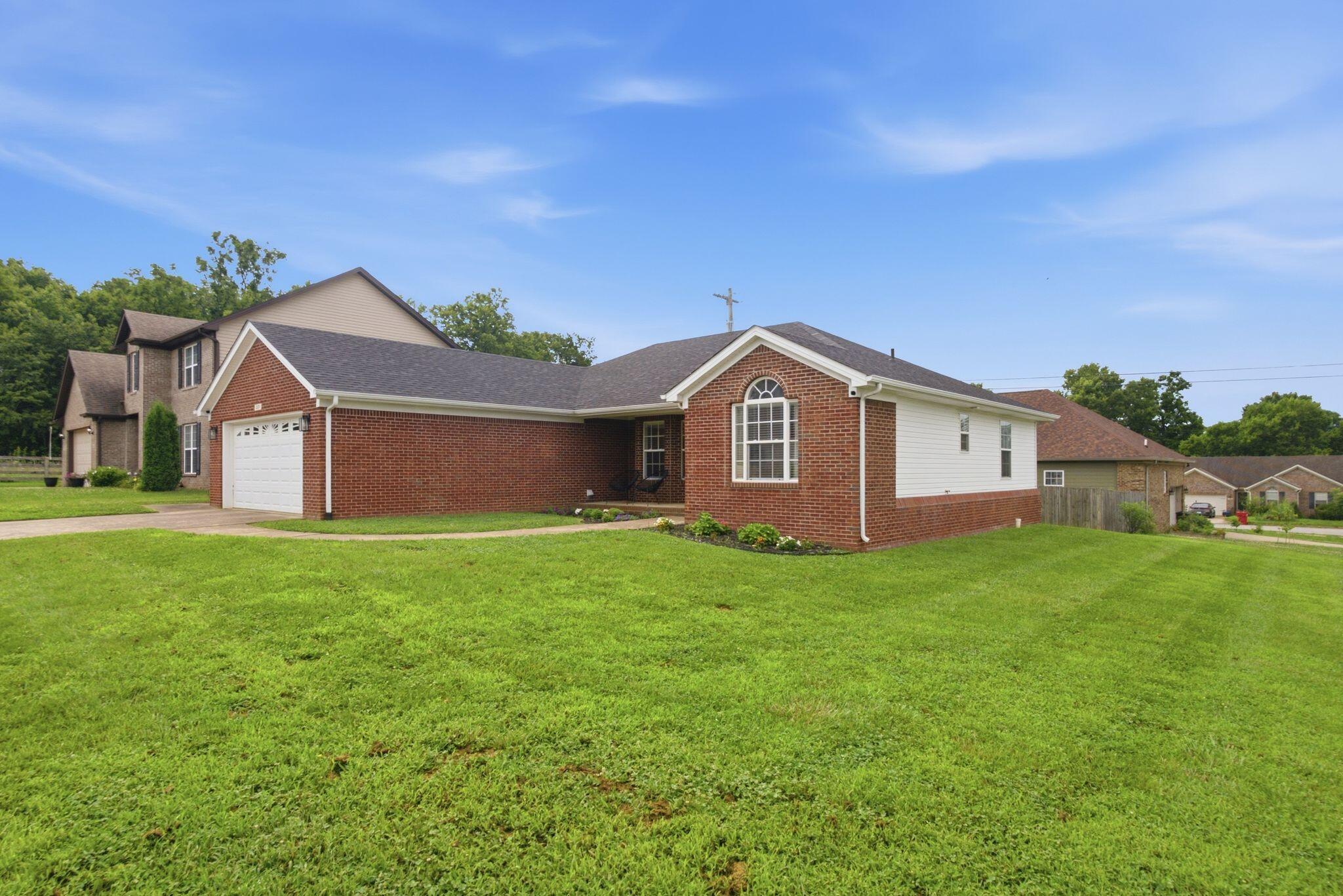 201 Janice Drive Property Photo 3