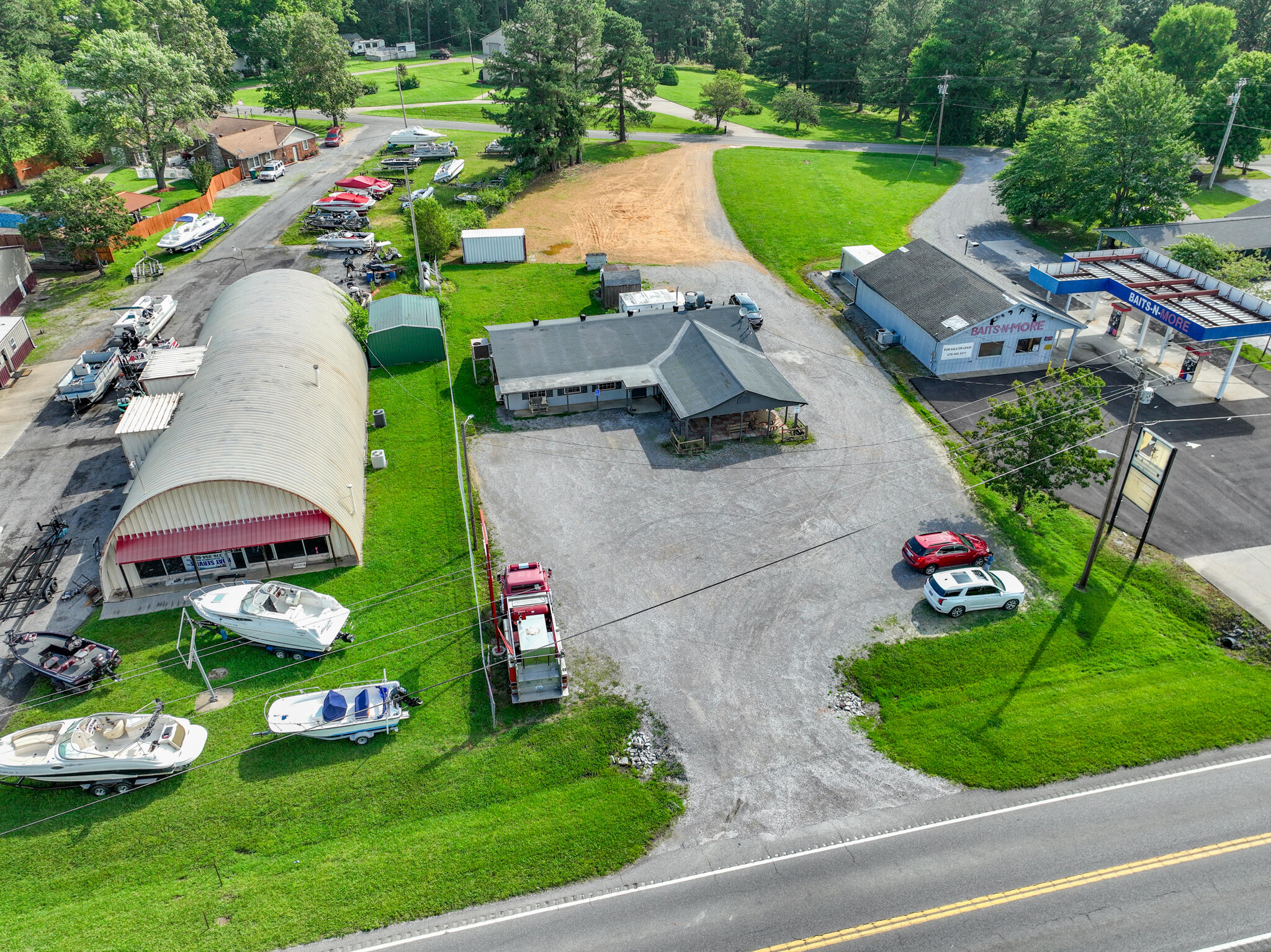 15649 E Us Highway 68 Property Photo 2