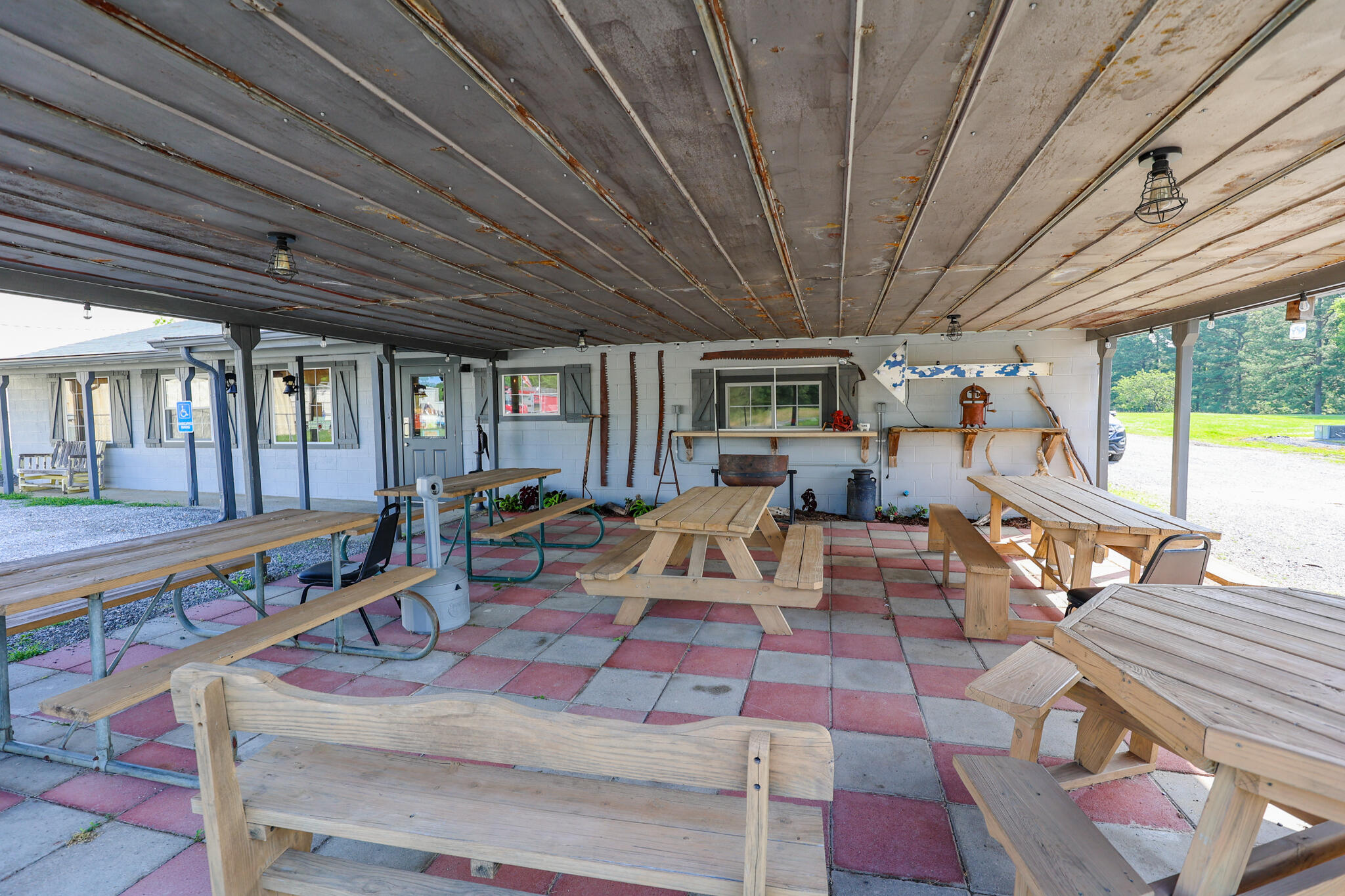 15649 E Us Highway 68 Property Photo 10