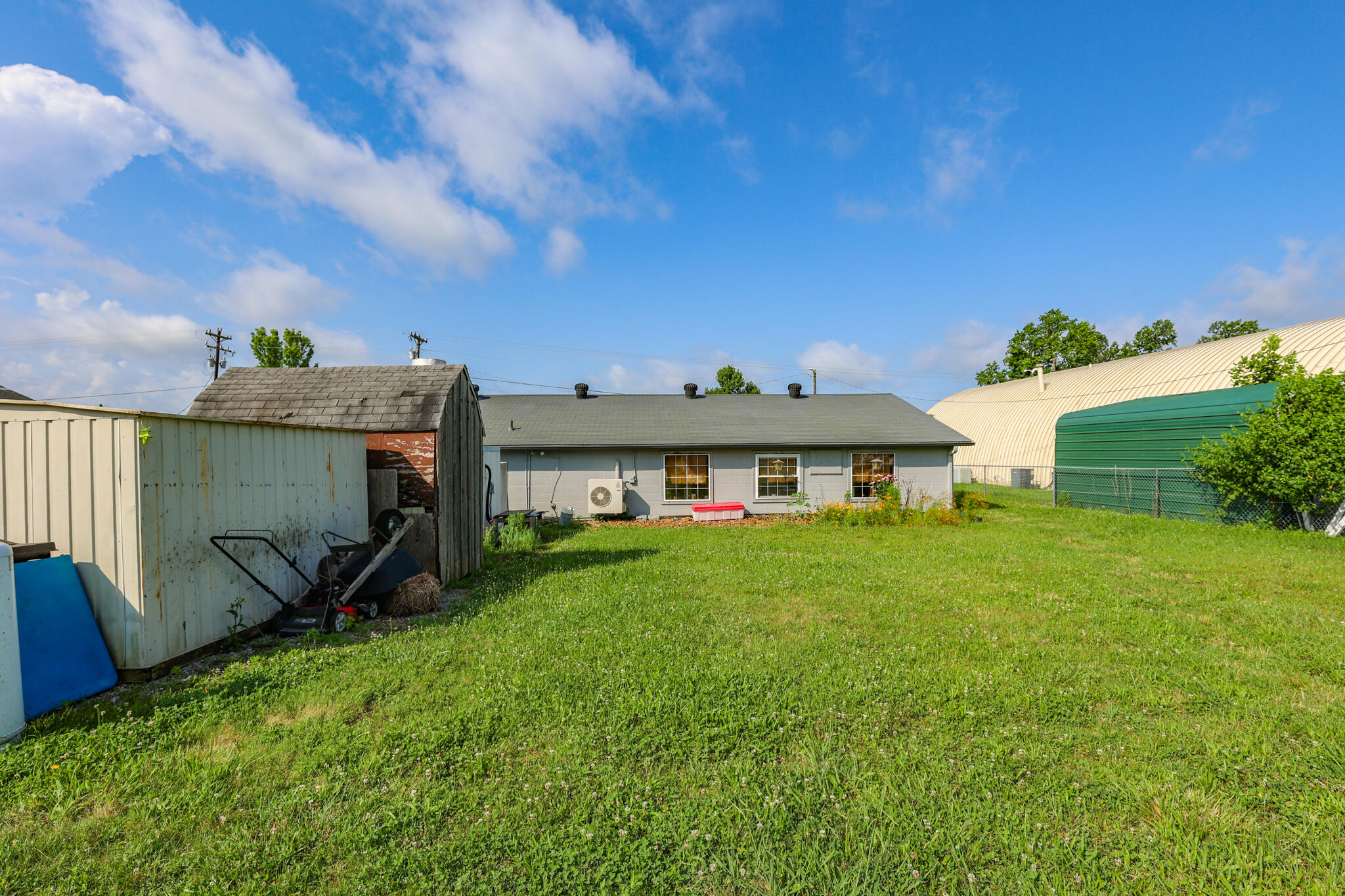 15649 E Us Highway 68 Property Photo 15