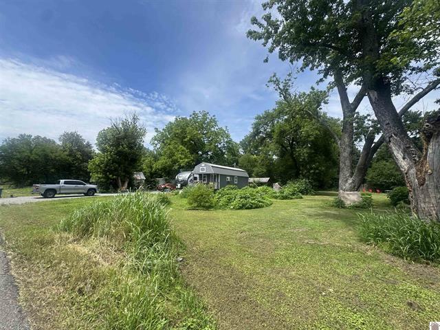 414 E State Hwy 1748 Property Photo 4