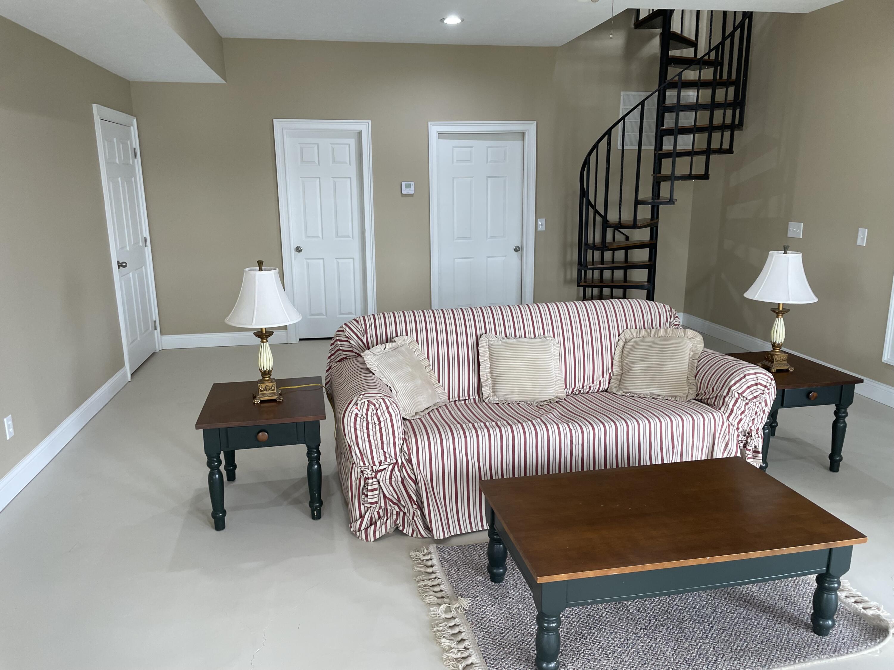 582 Riverview Trail Property Photo 11