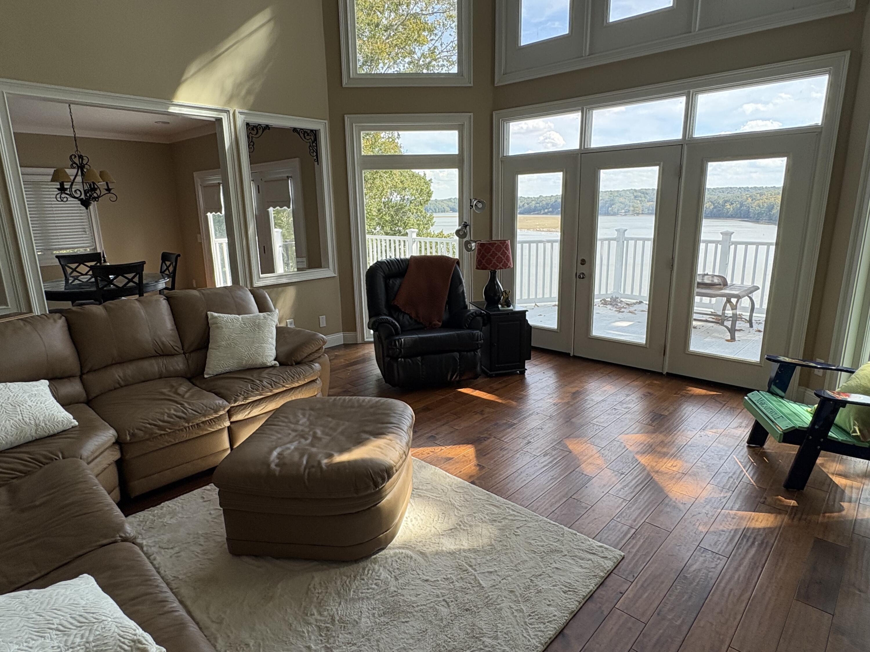 582 Riverview Trail Property Photo 36
