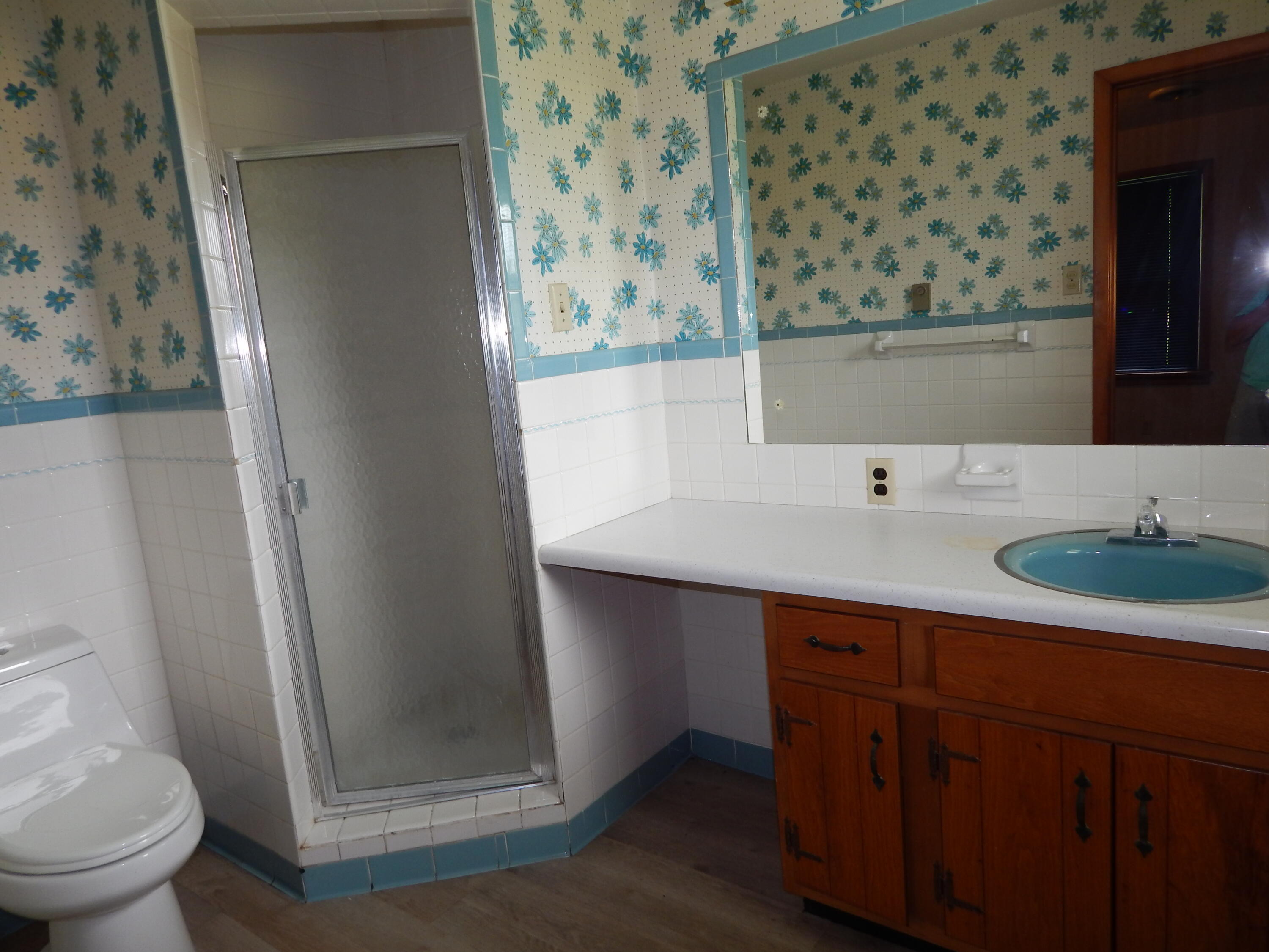 2216 Dyke Road Property Photo 5