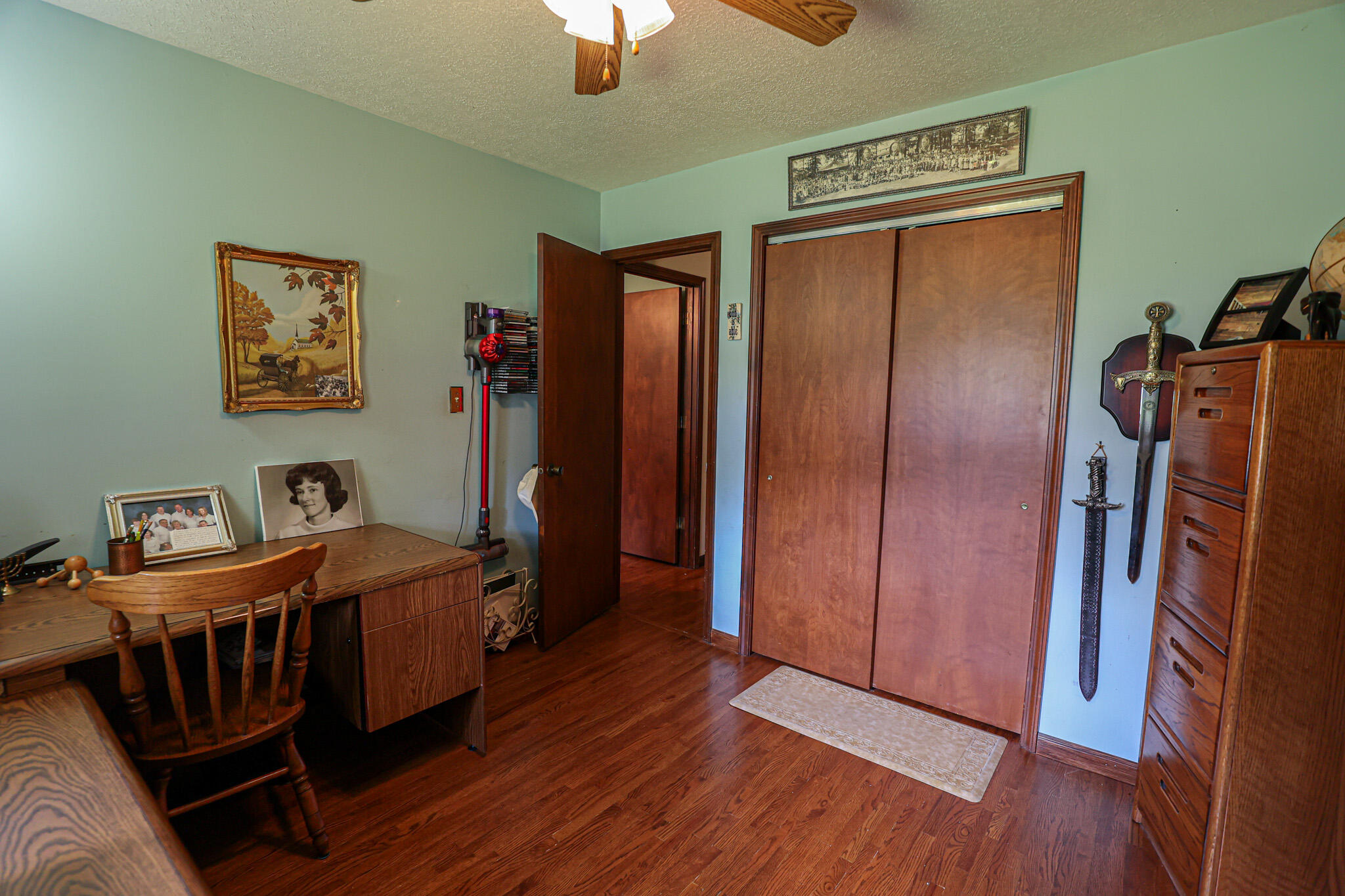 98 Gordon Road Property Photo 33