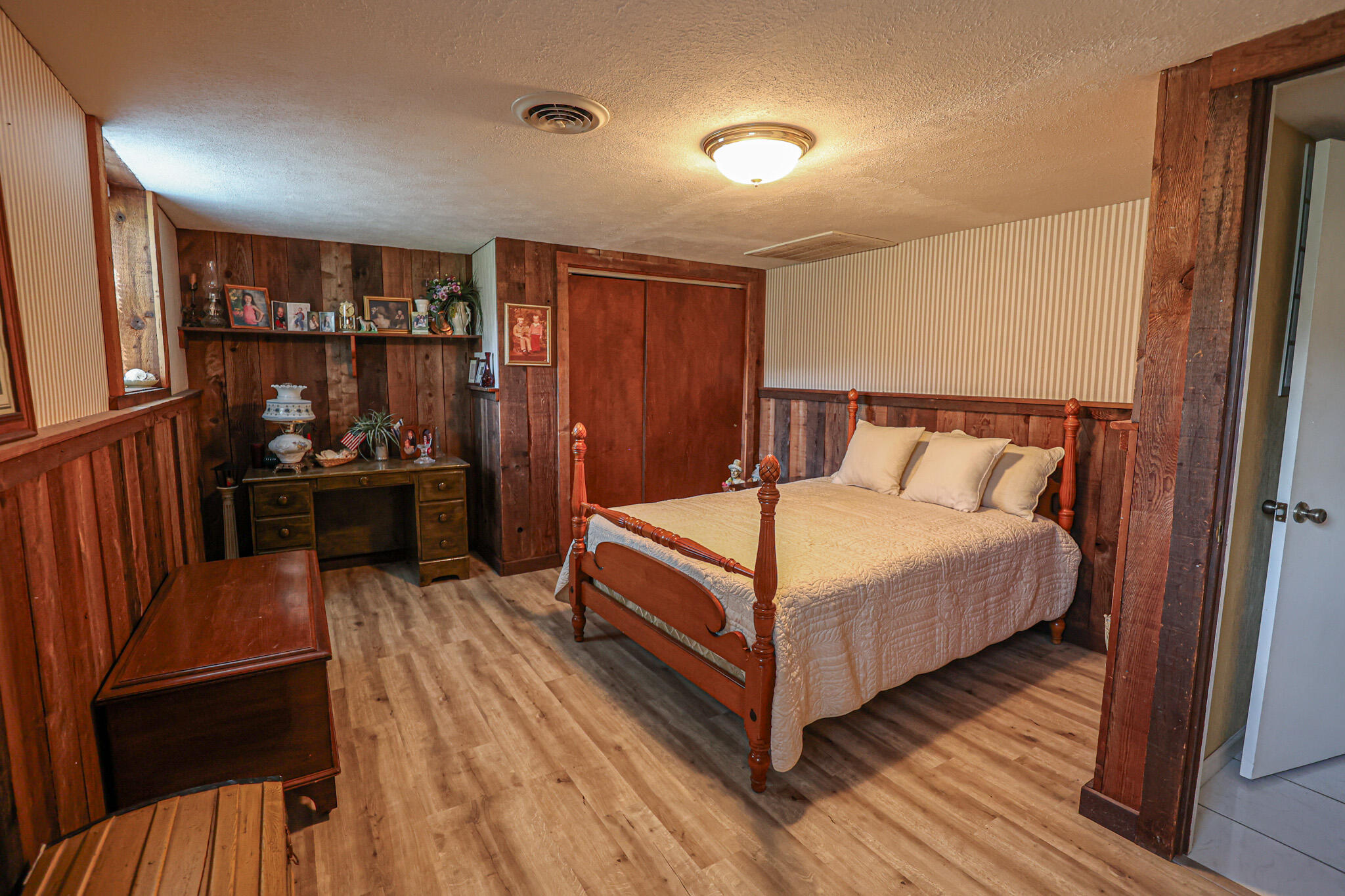 98 Gordon Road Property Photo 41