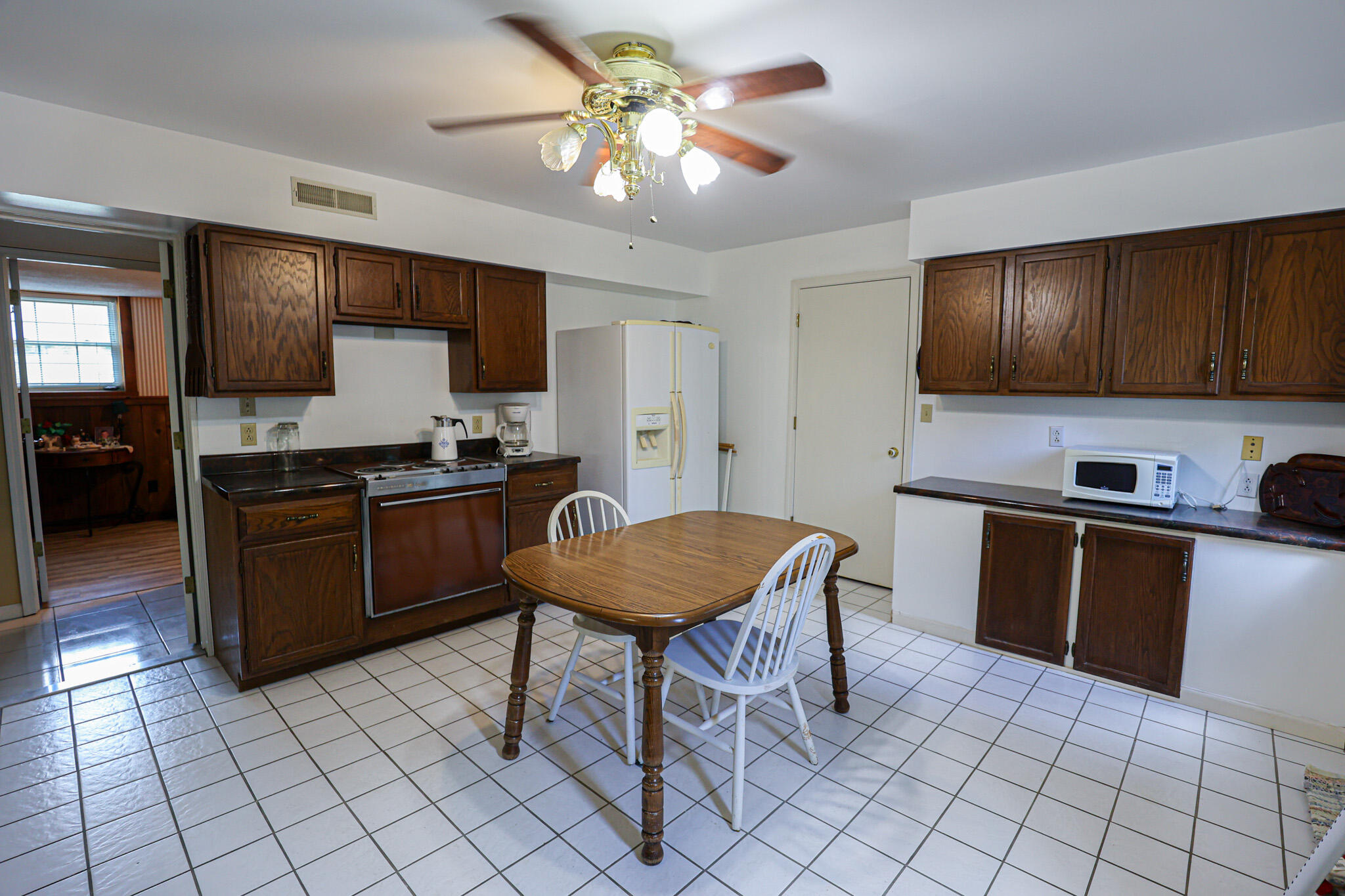 98 Gordon Road Property Photo 43