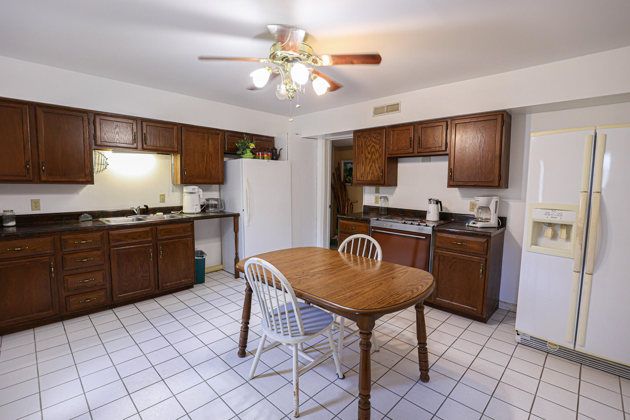 98 Gordon Road Property Photo 44