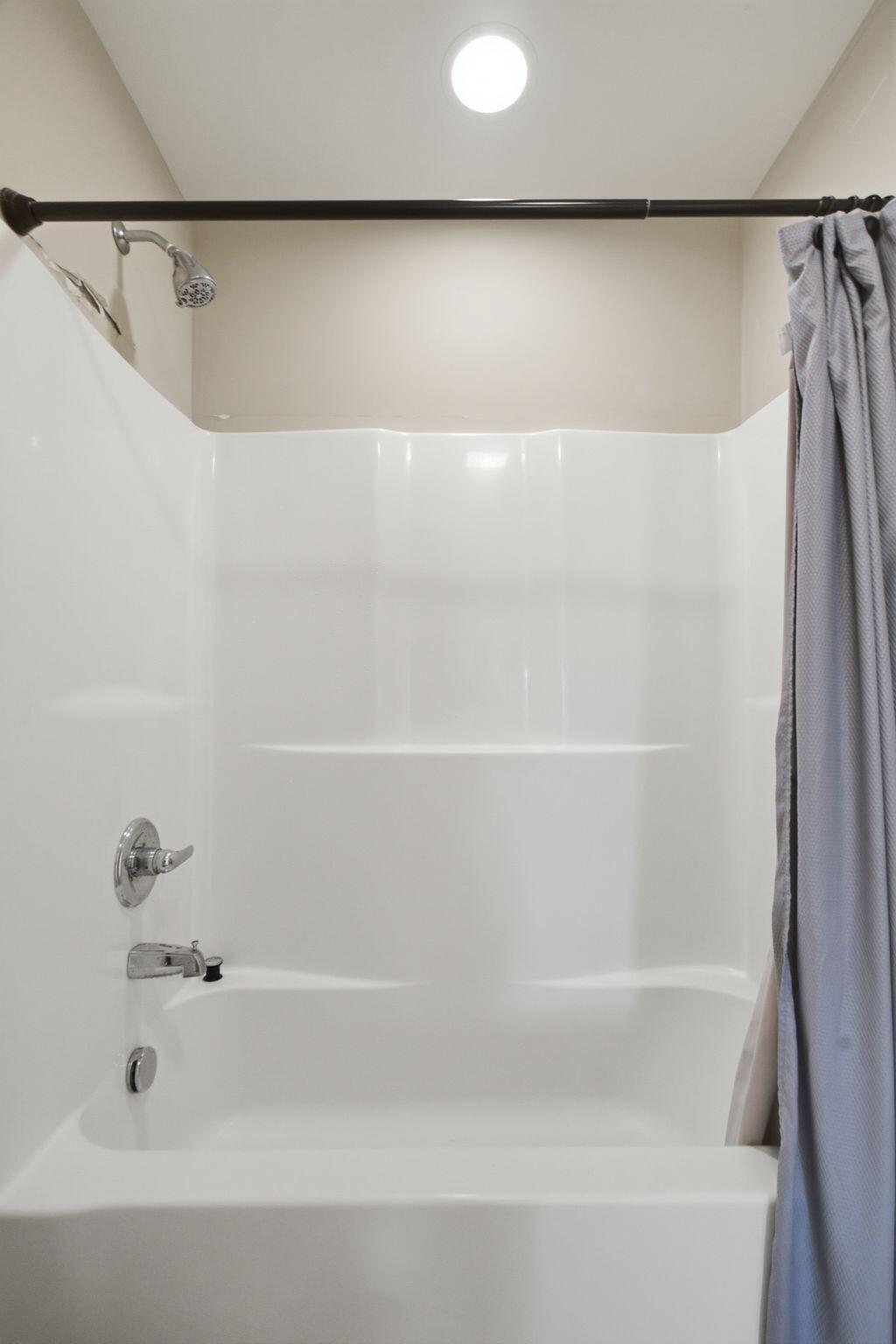 2316 Walcot Way Property Photo 27
