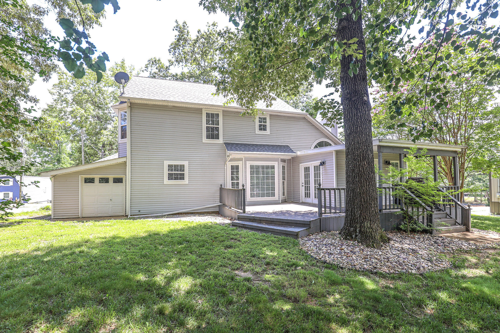 139 Sir Rogers Drive Property Photo 6