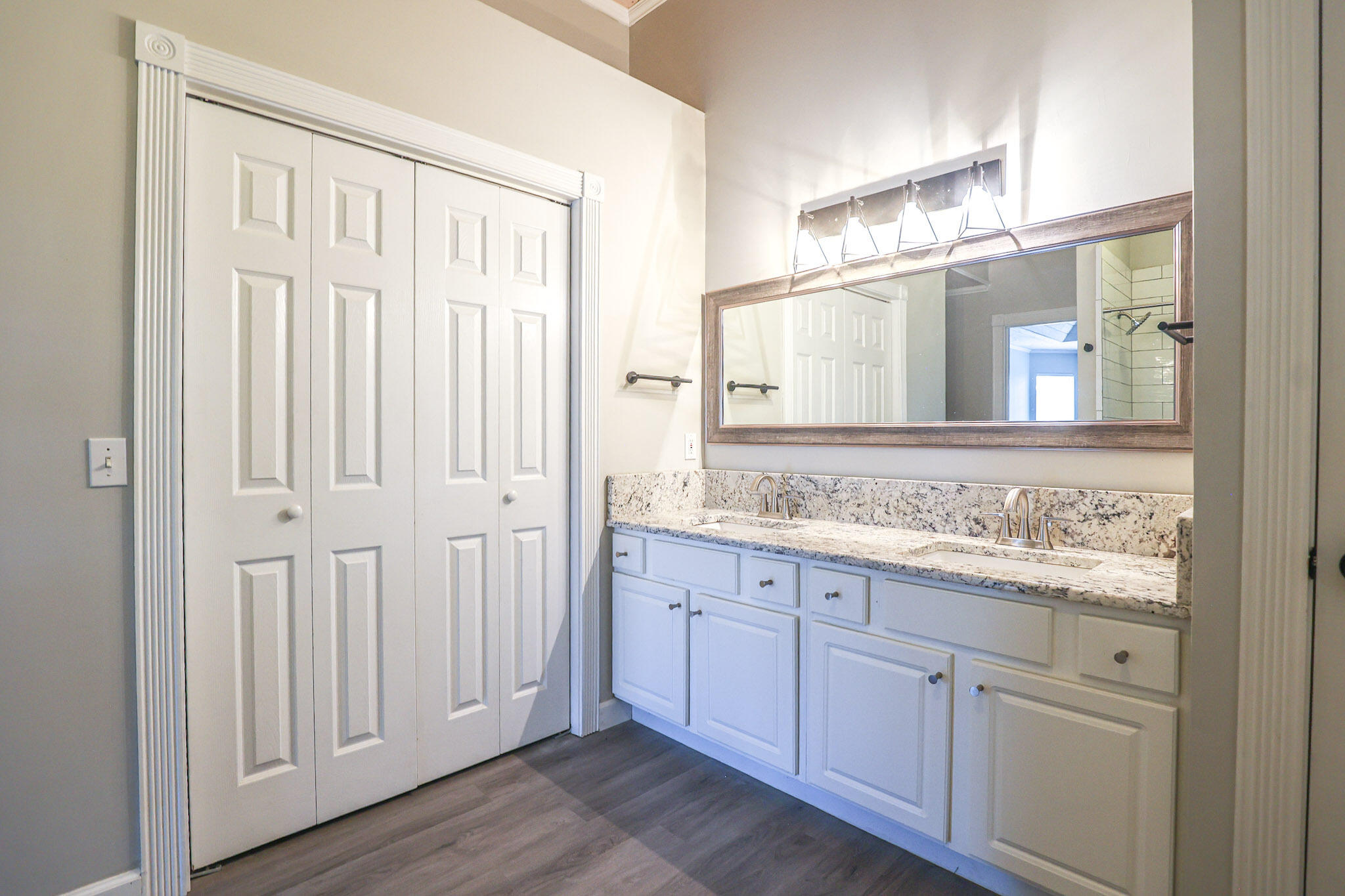 139 Sir Rogers Drive Property Photo 31