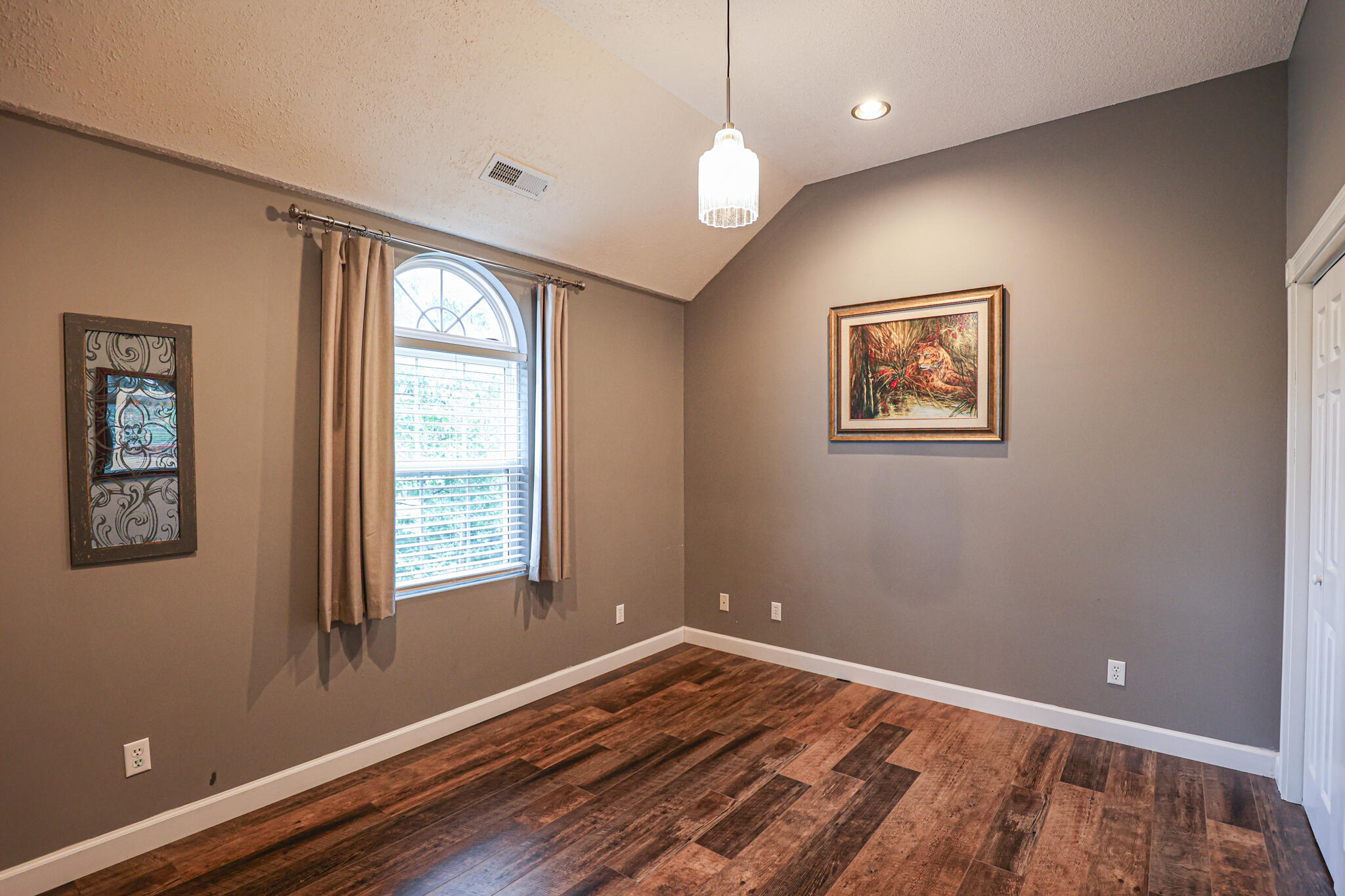 139 Sir Rogers Drive Property Photo 33