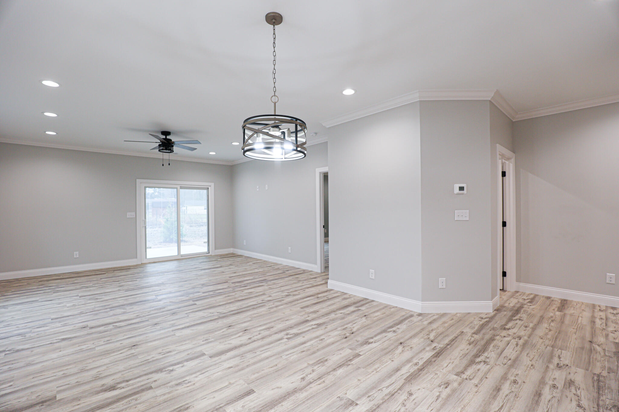 809 Violet Court Property Photo 13
